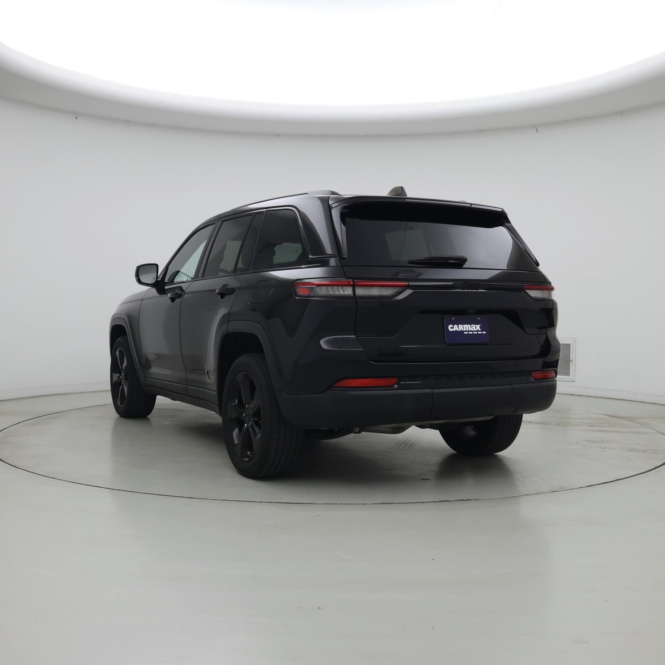 Thumbnail: 2023 Jeep Grand Cherokee - 2
