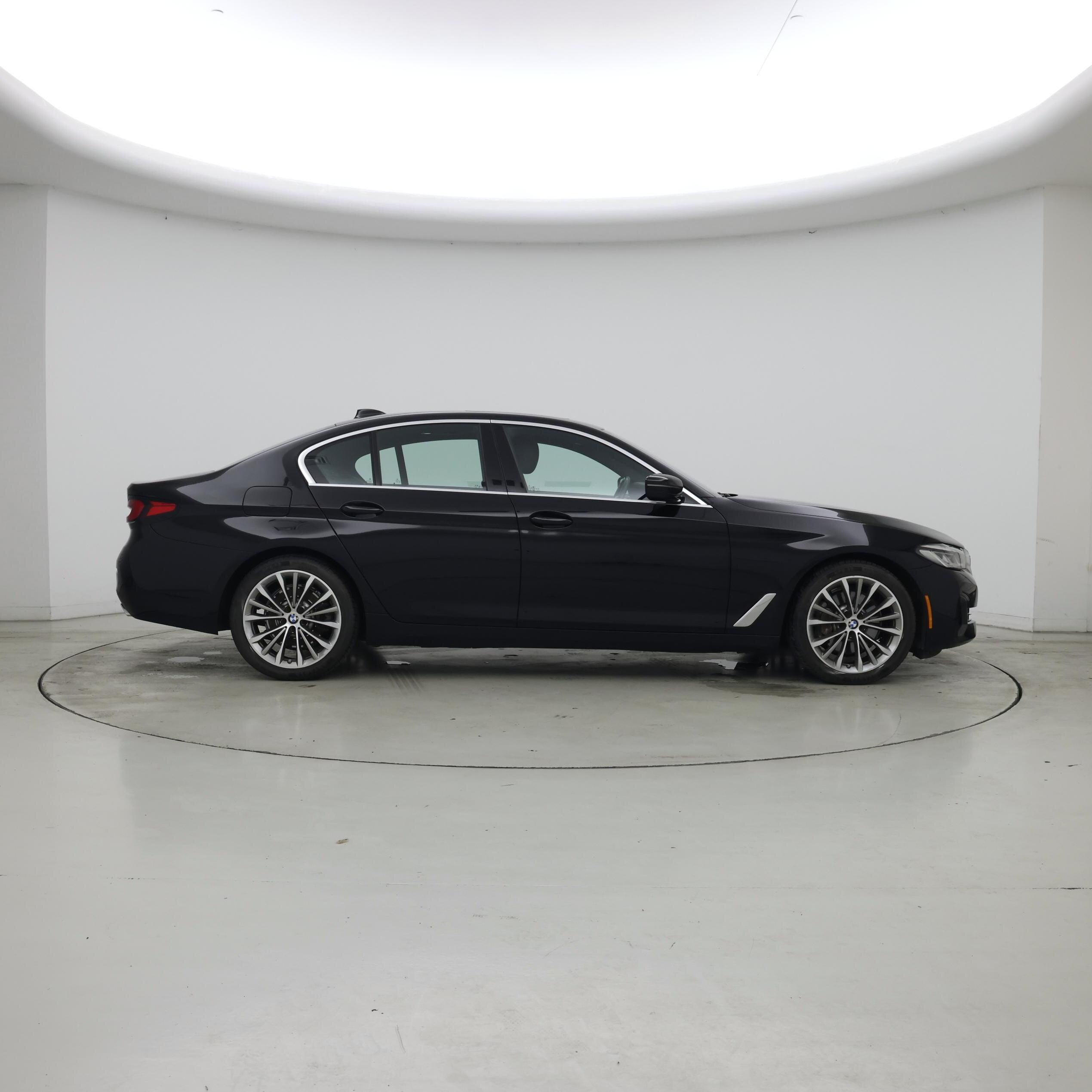 Thumbnail: 2022 BMW 5 Series - 7