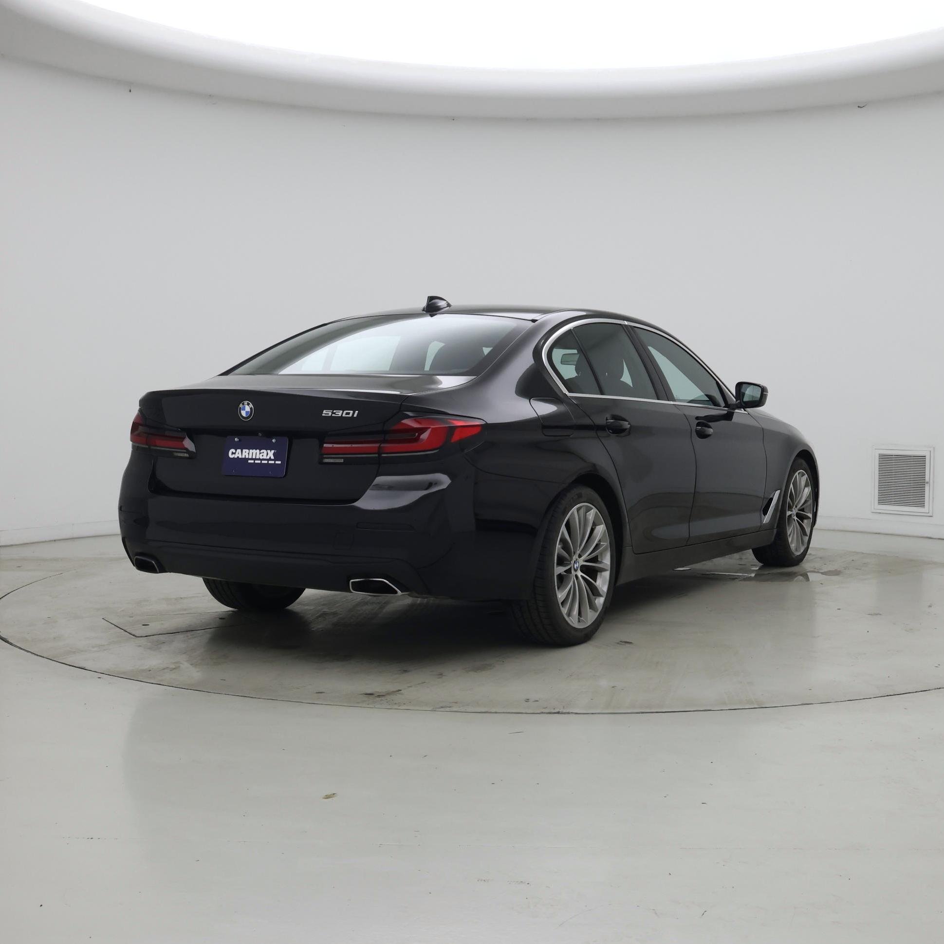 Thumbnail: 2022 BMW 5 Series - 8