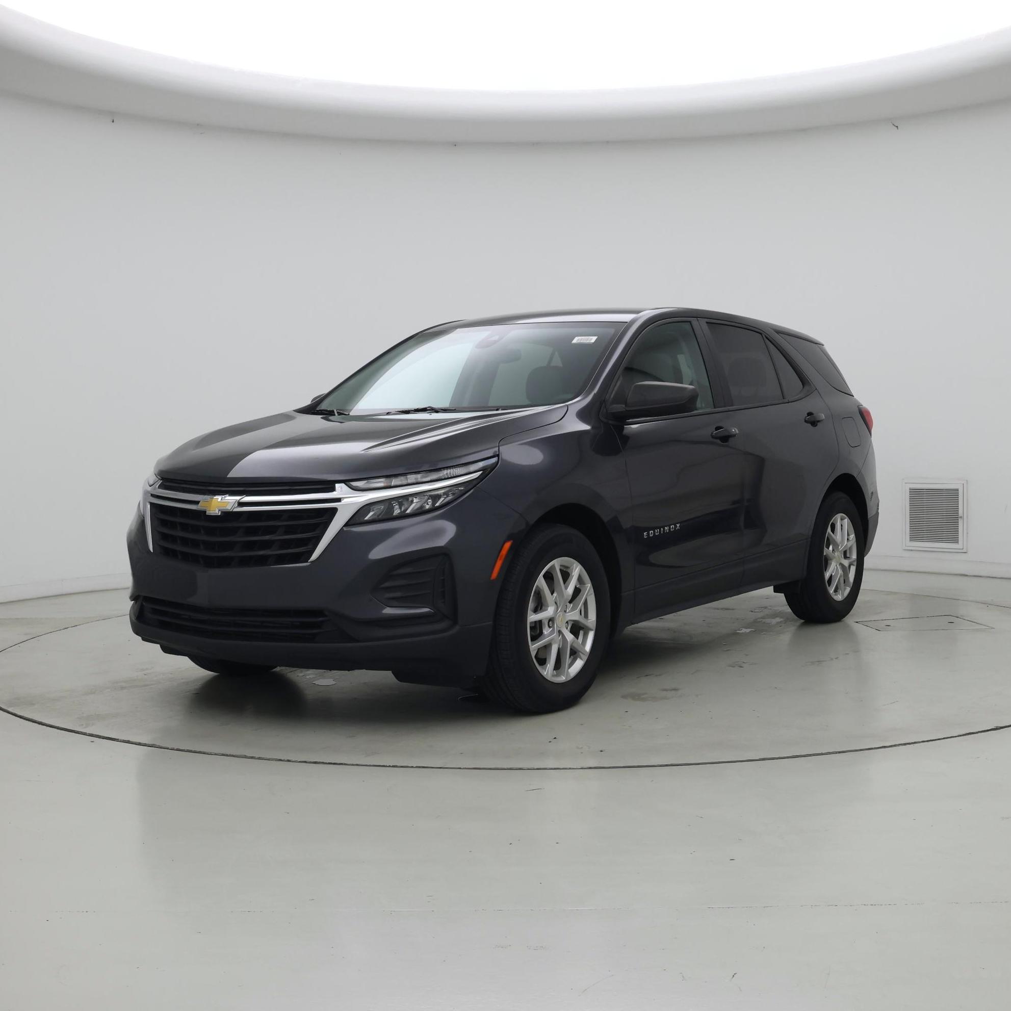 Thumbnail: 2022 Chevrolet Equinox - 4