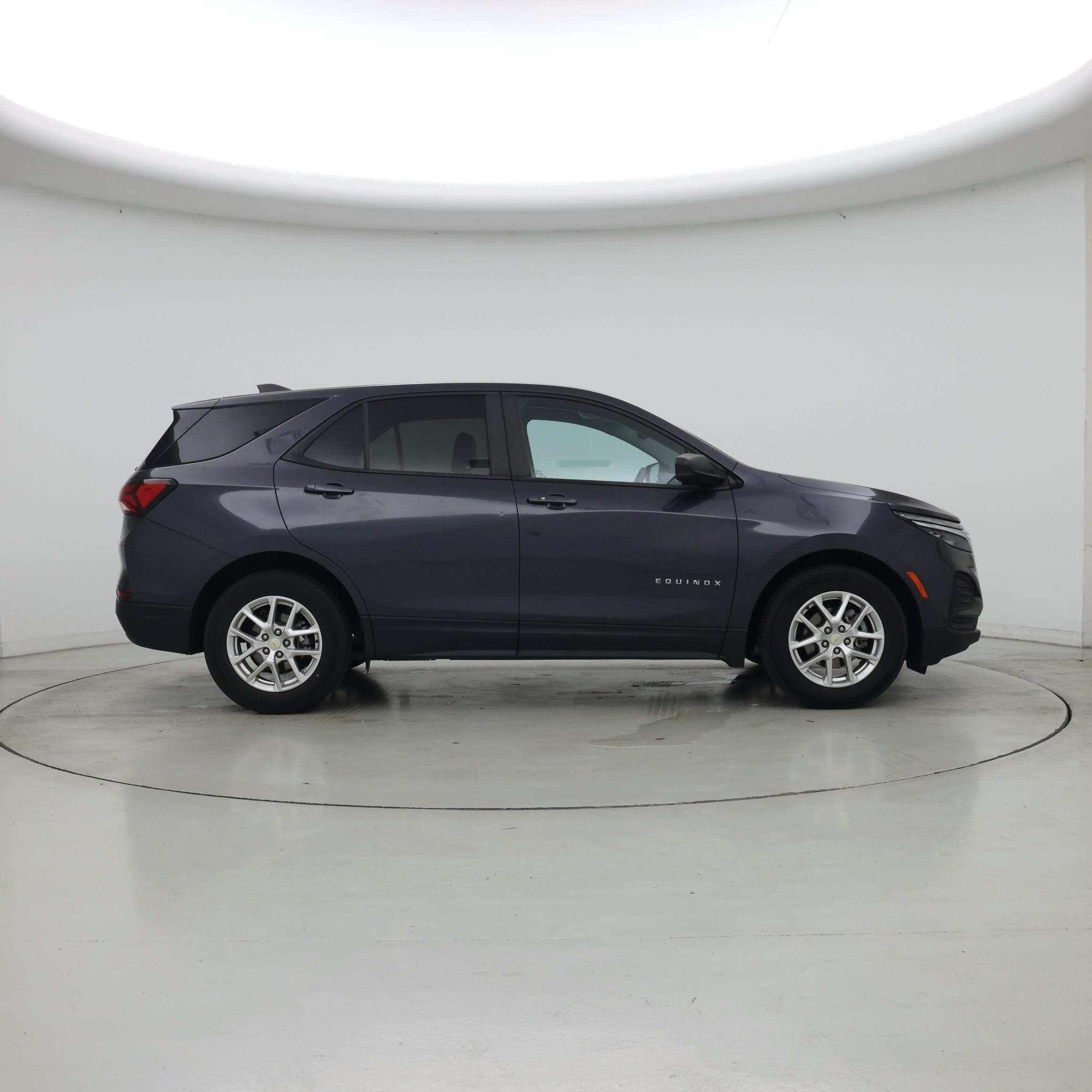 Thumbnail: 2022 Chevrolet Equinox - 7