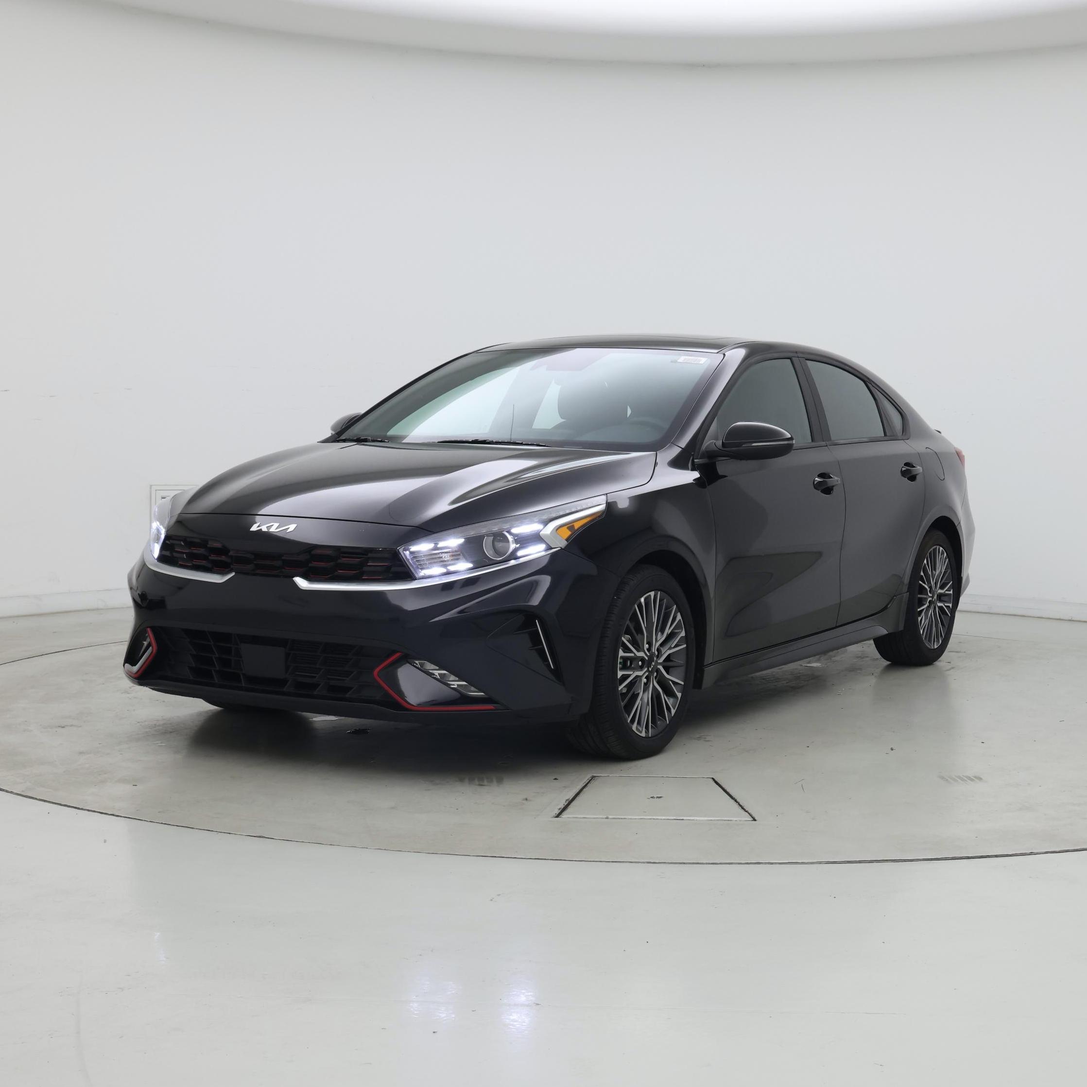 Thumbnail: 2024 Kia Forte - 4