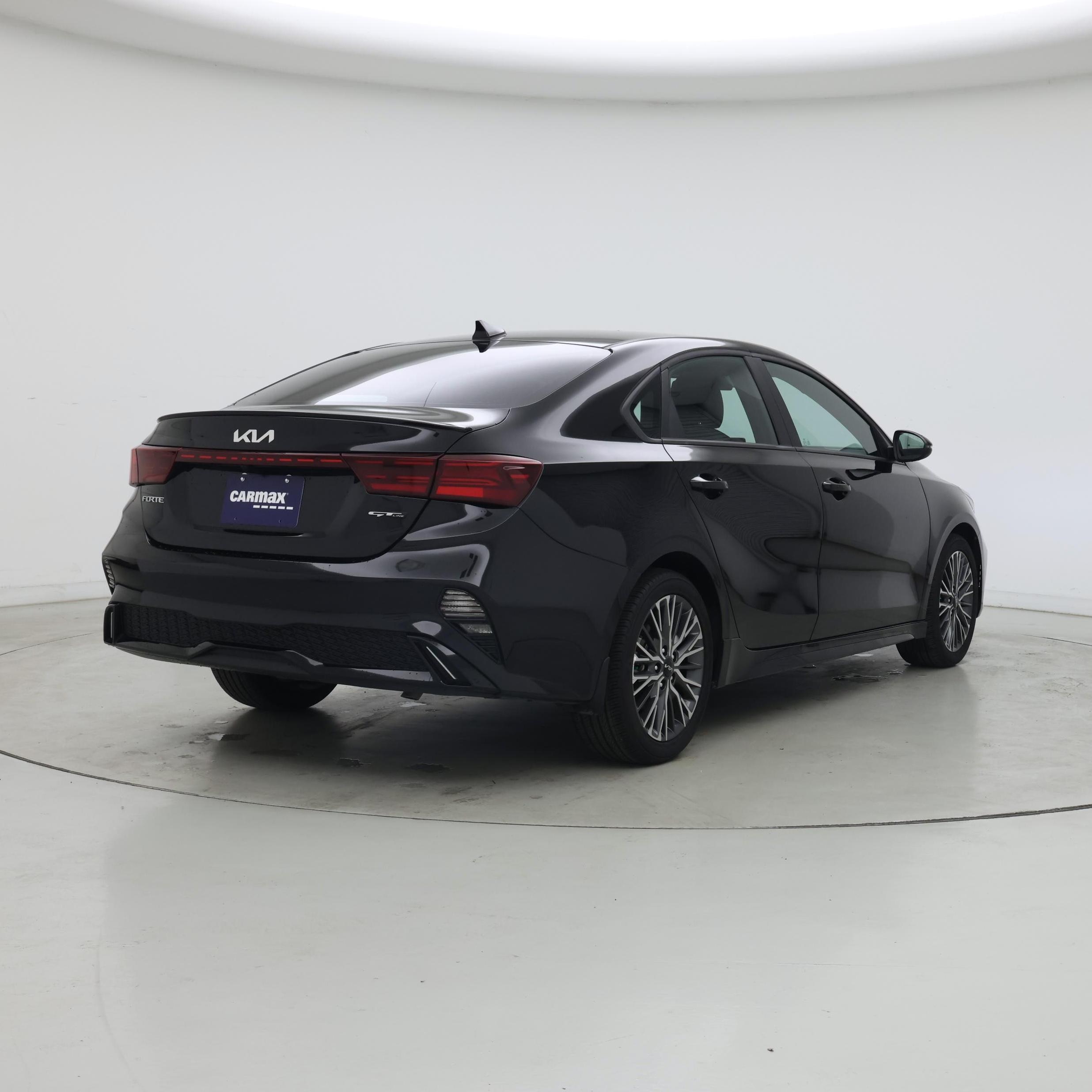 Thumbnail: 2024 Kia Forte - 8