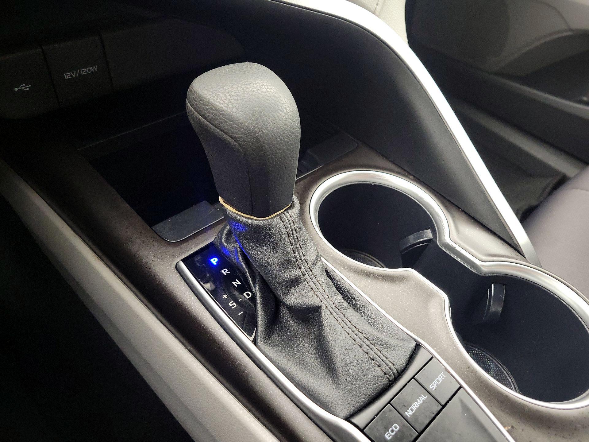 Thumbnail: 2024 Toyota Camry - 17