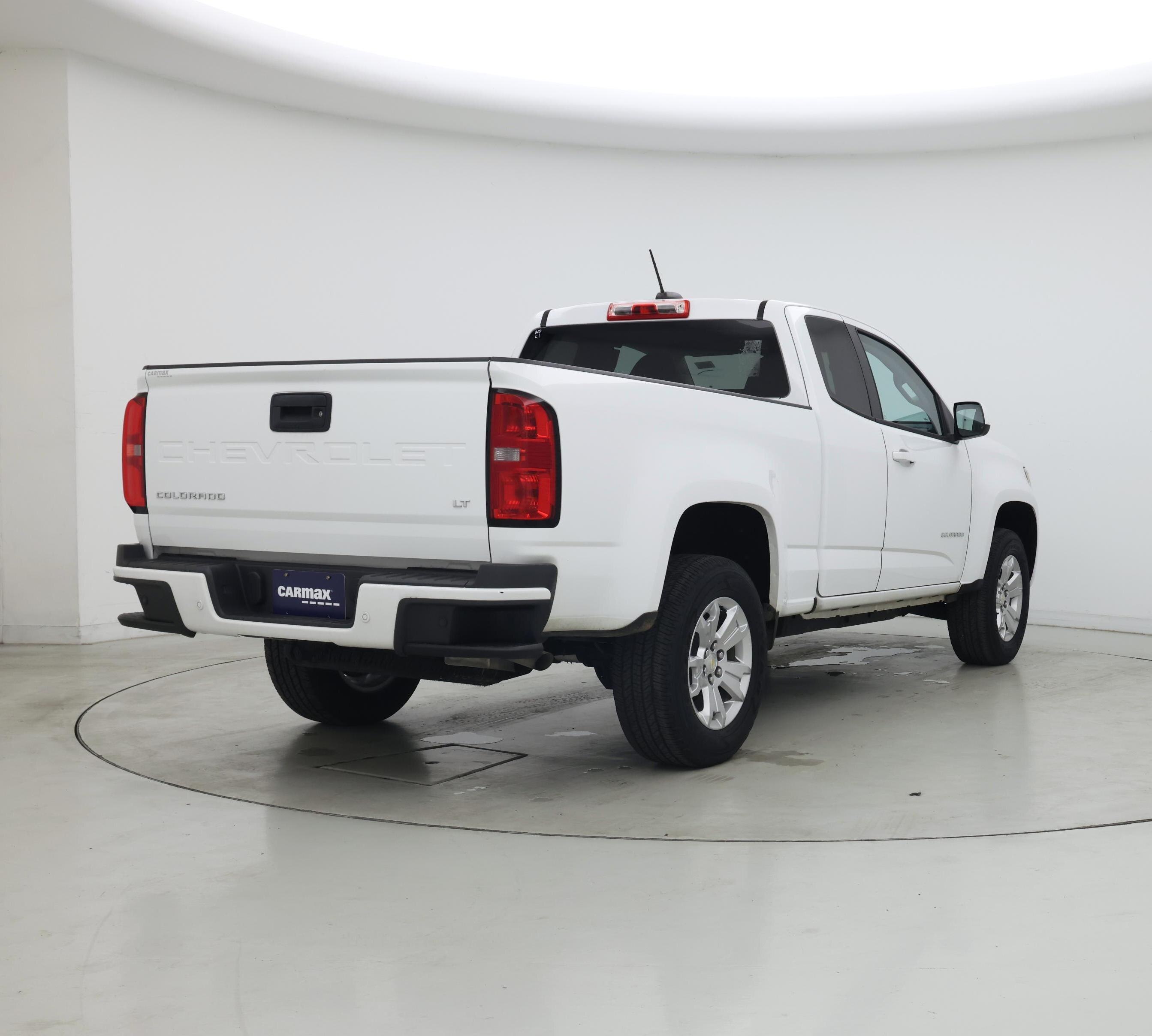 Thumbnail: 2022 Chevrolet Colorado - 8