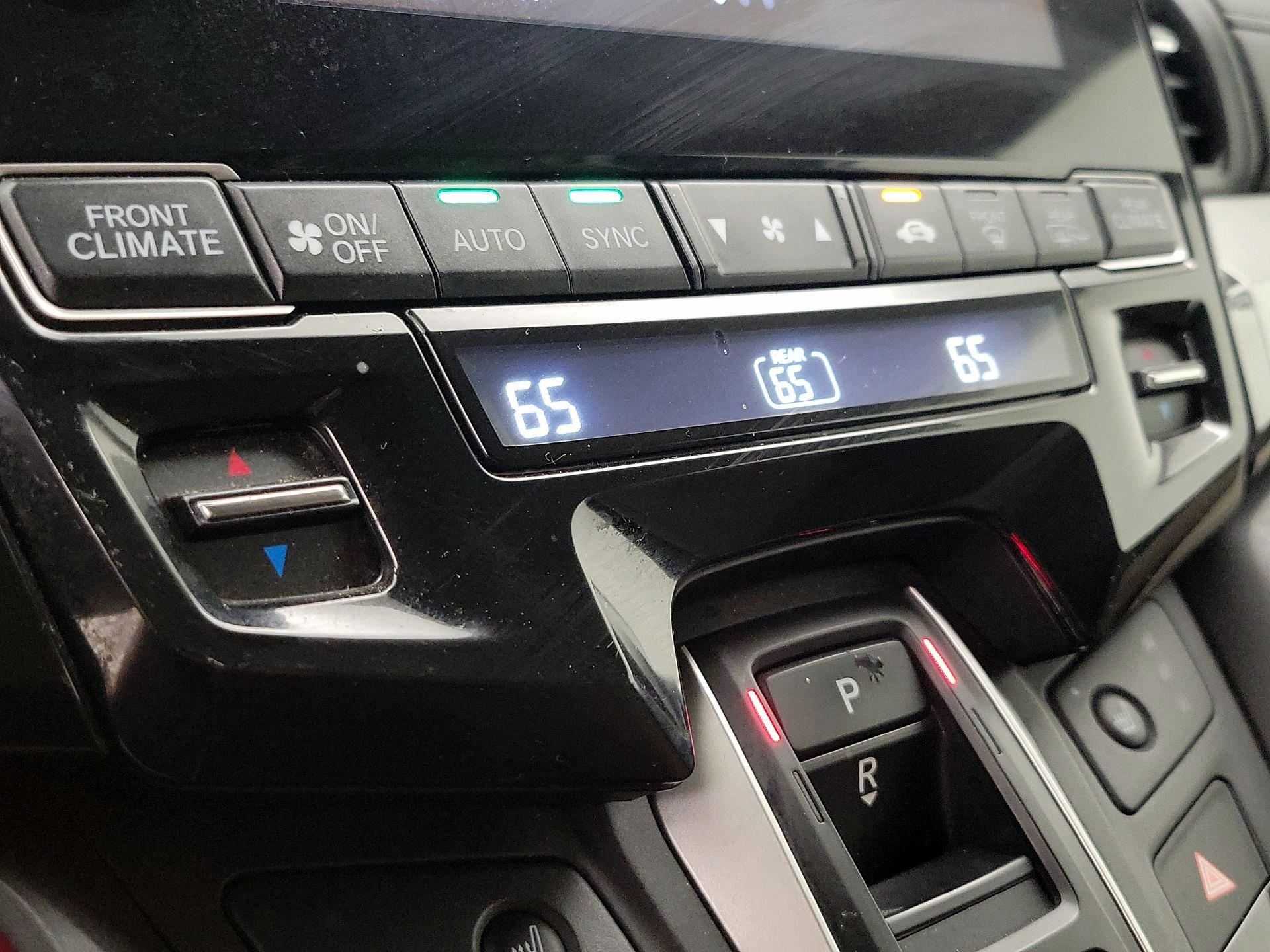 Thumbnail: 2021 Honda Odyssey - 16