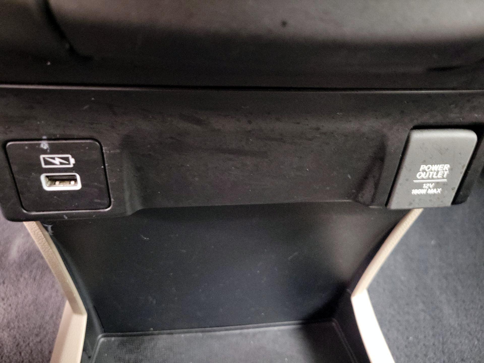 Thumbnail: 2021 Honda Odyssey - 18