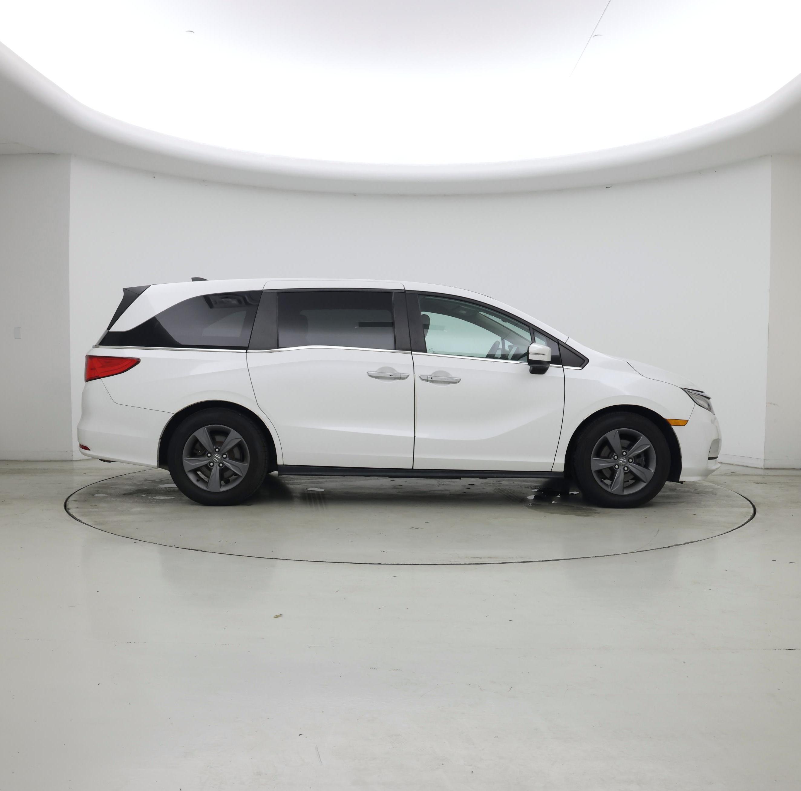 Thumbnail: 2021 Honda Odyssey - 7