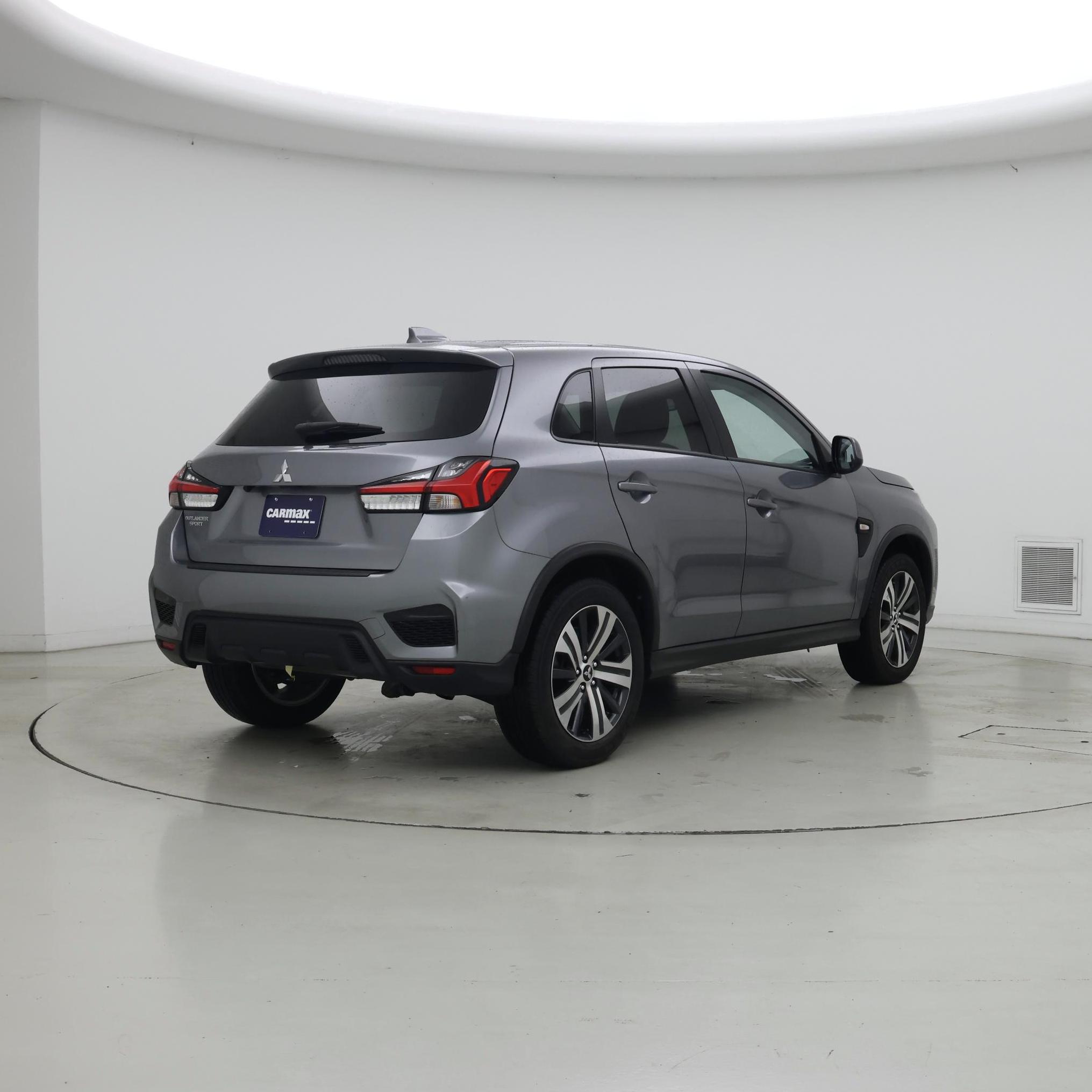 Thumbnail: 2025 Mitsubishi Outlander Sport - 8