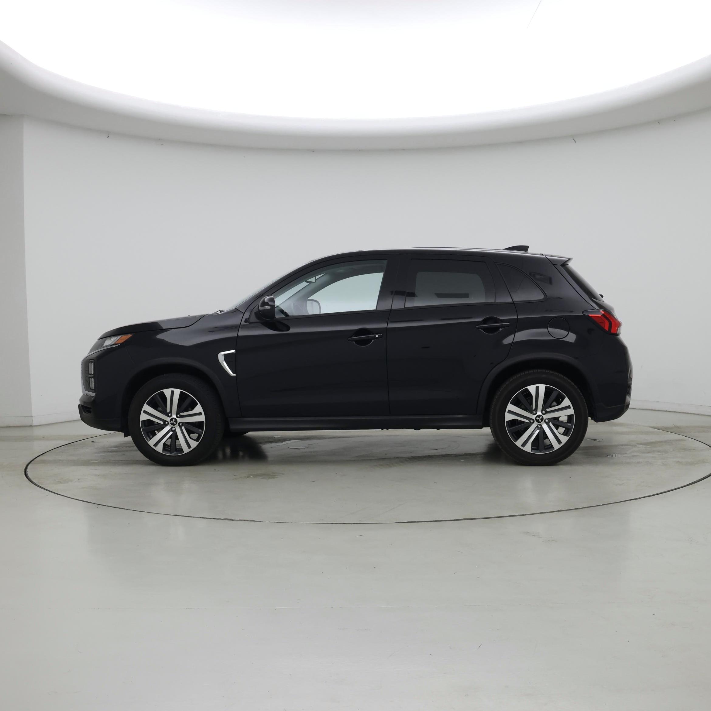 Thumbnail: 2025 Mitsubishi Outlander Sport - 3