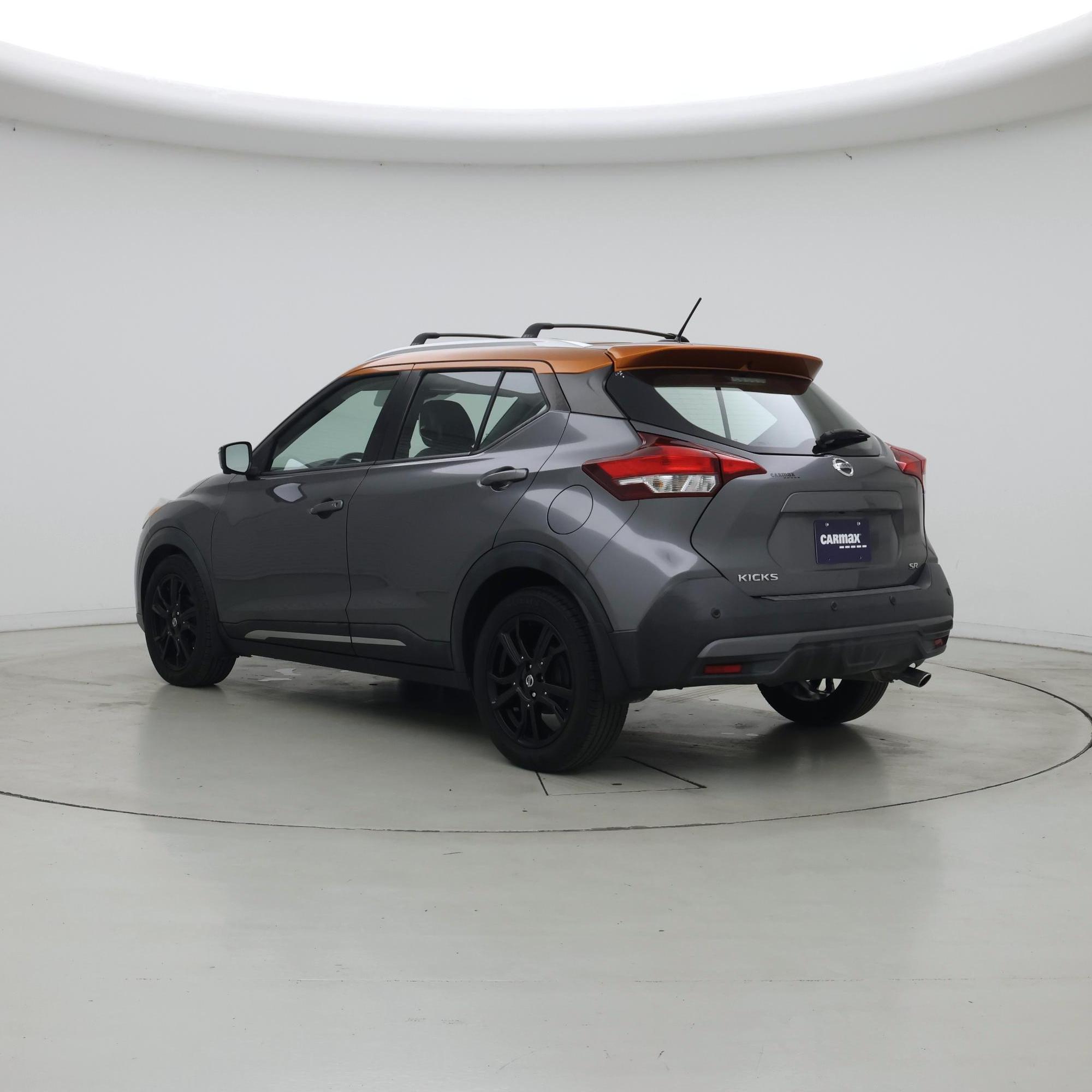 Thumbnail: 2020 Nissan Kicks - 2
