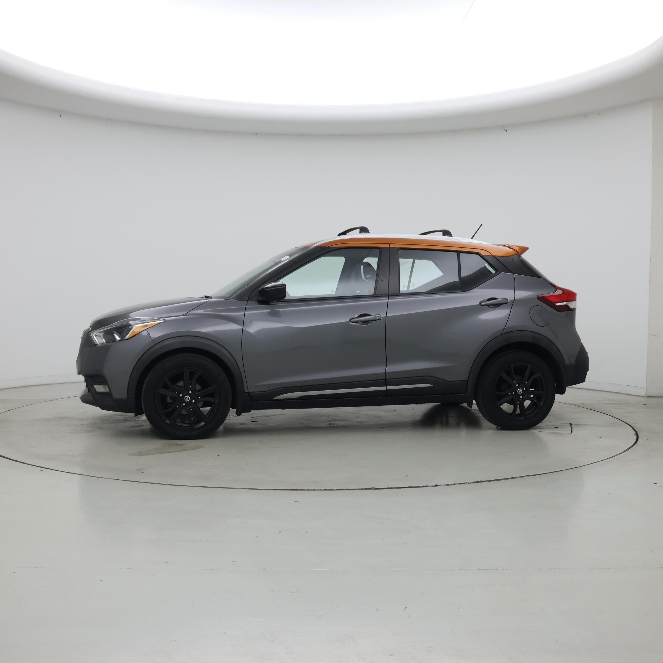 Thumbnail: 2020 Nissan Kicks - 3