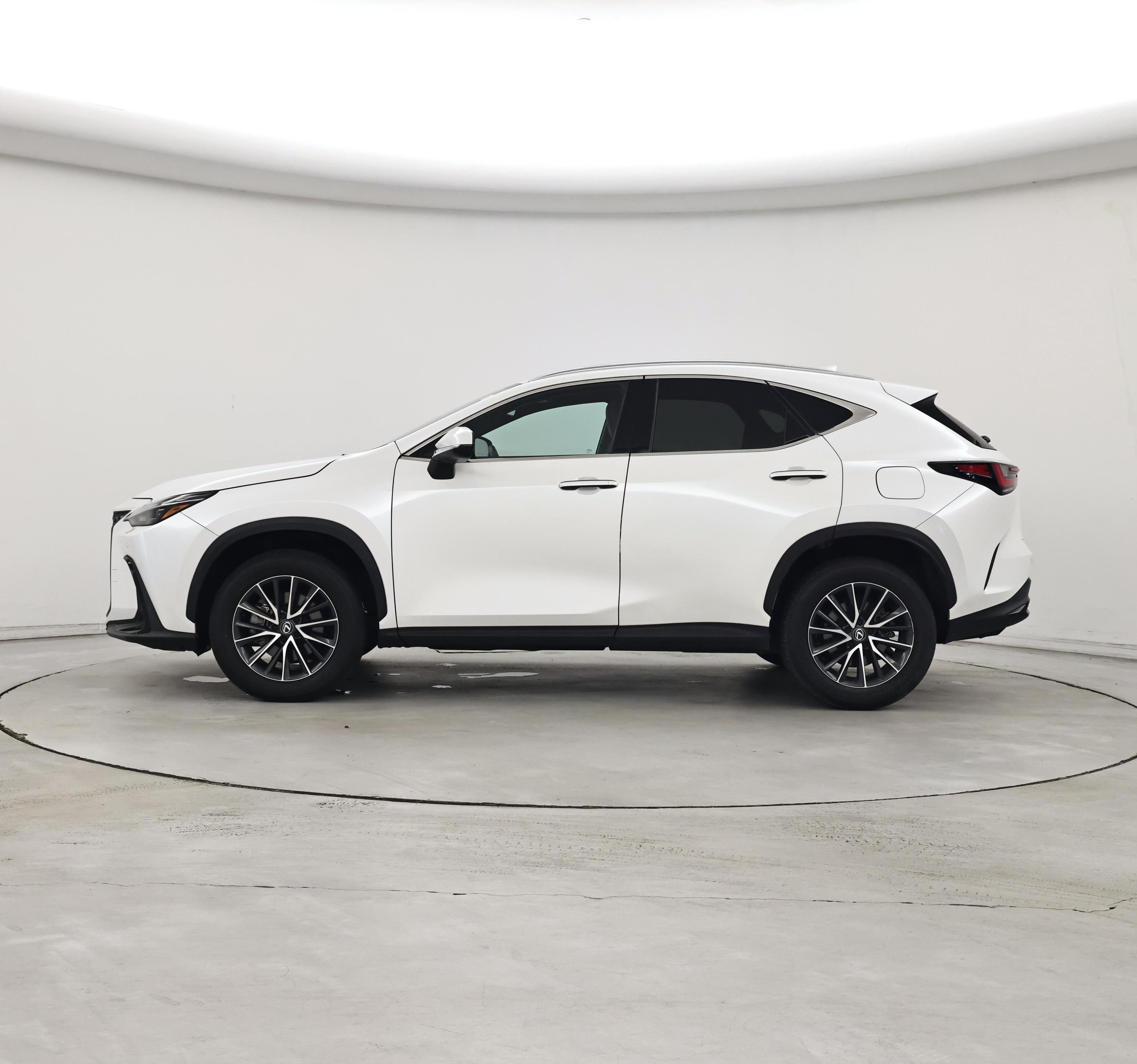 Thumbnail: 2024 Lexus NX - 3