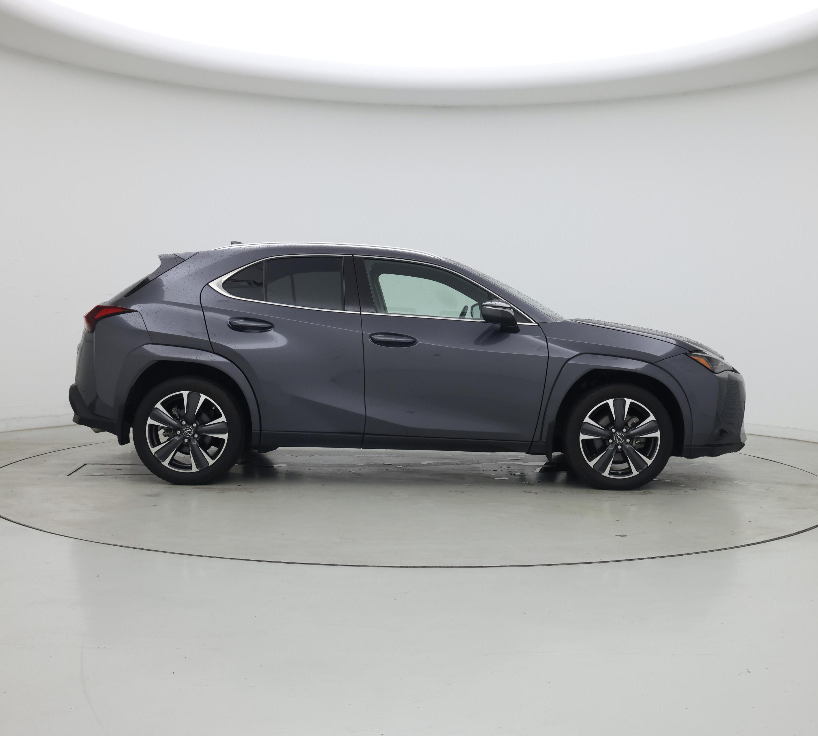 Thumbnail: 2024 Lexus UX - 7