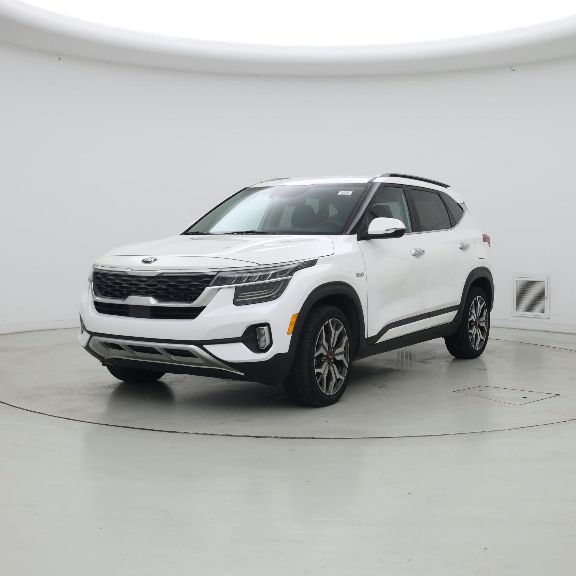 Thumbnail: 2021 Kia Seltos - 4