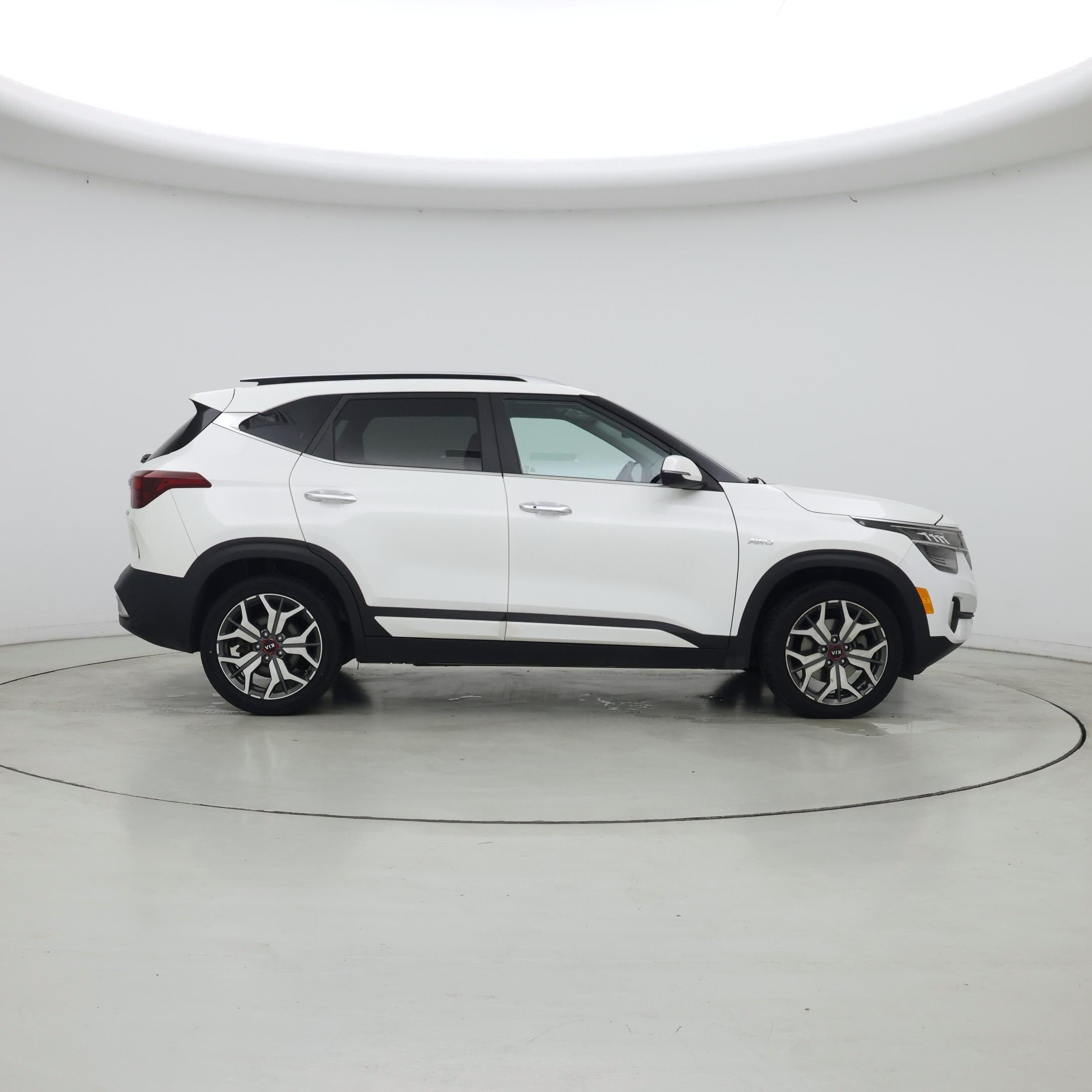 Thumbnail: 2021 Kia Seltos - 7