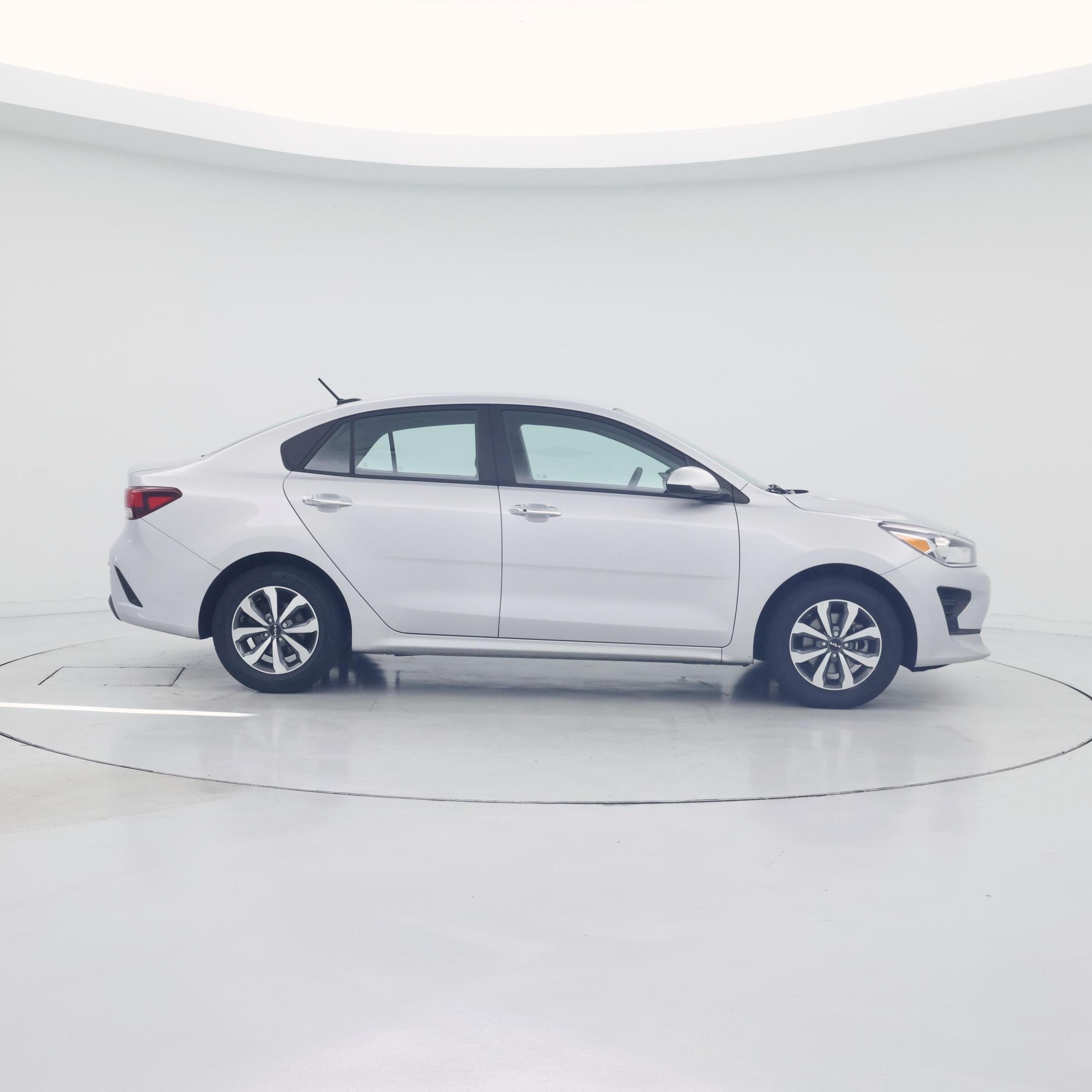Thumbnail: 2023 Kia Rio - 7