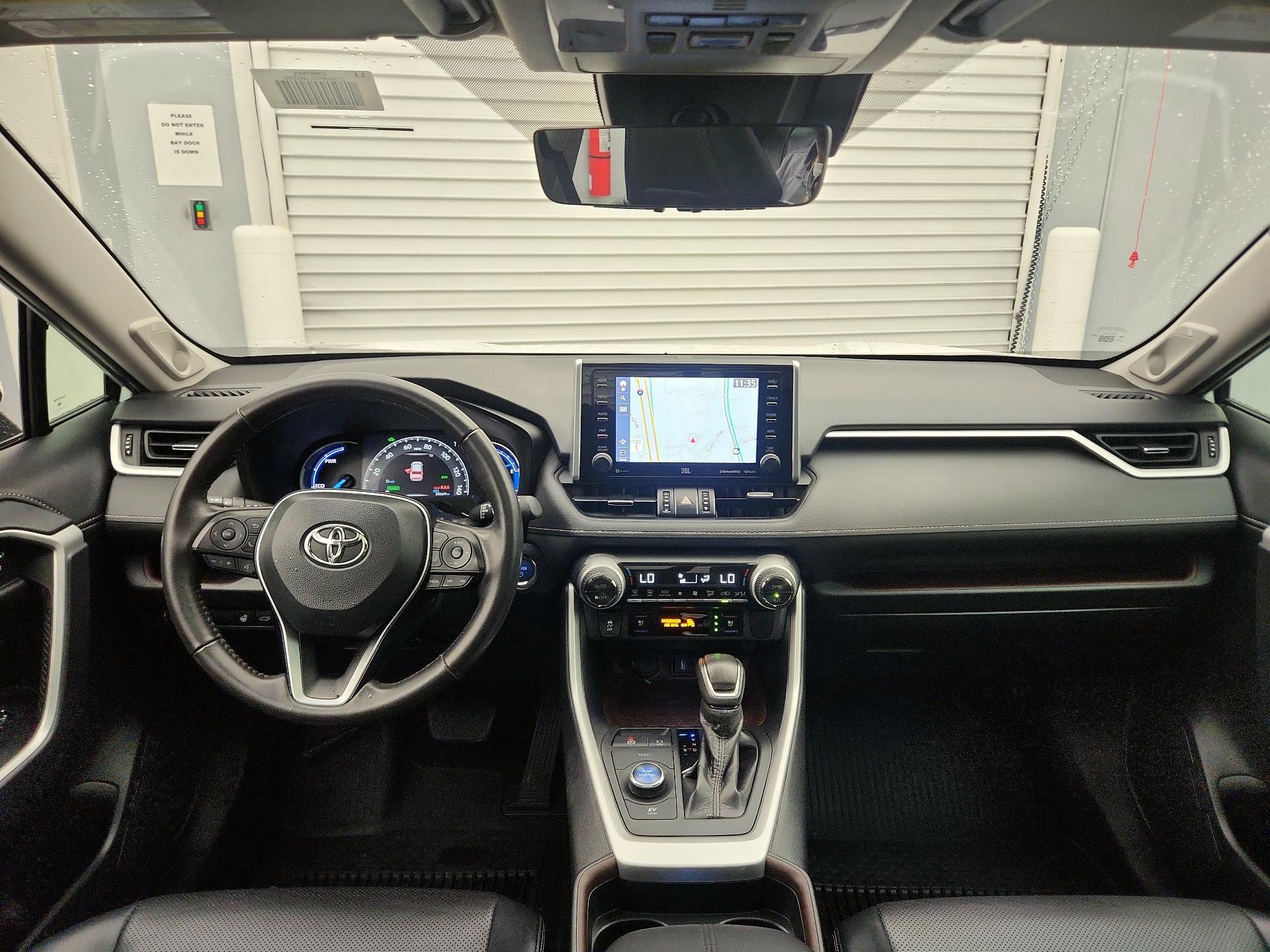 Thumbnail: 2020 Toyota RAV4 - 9