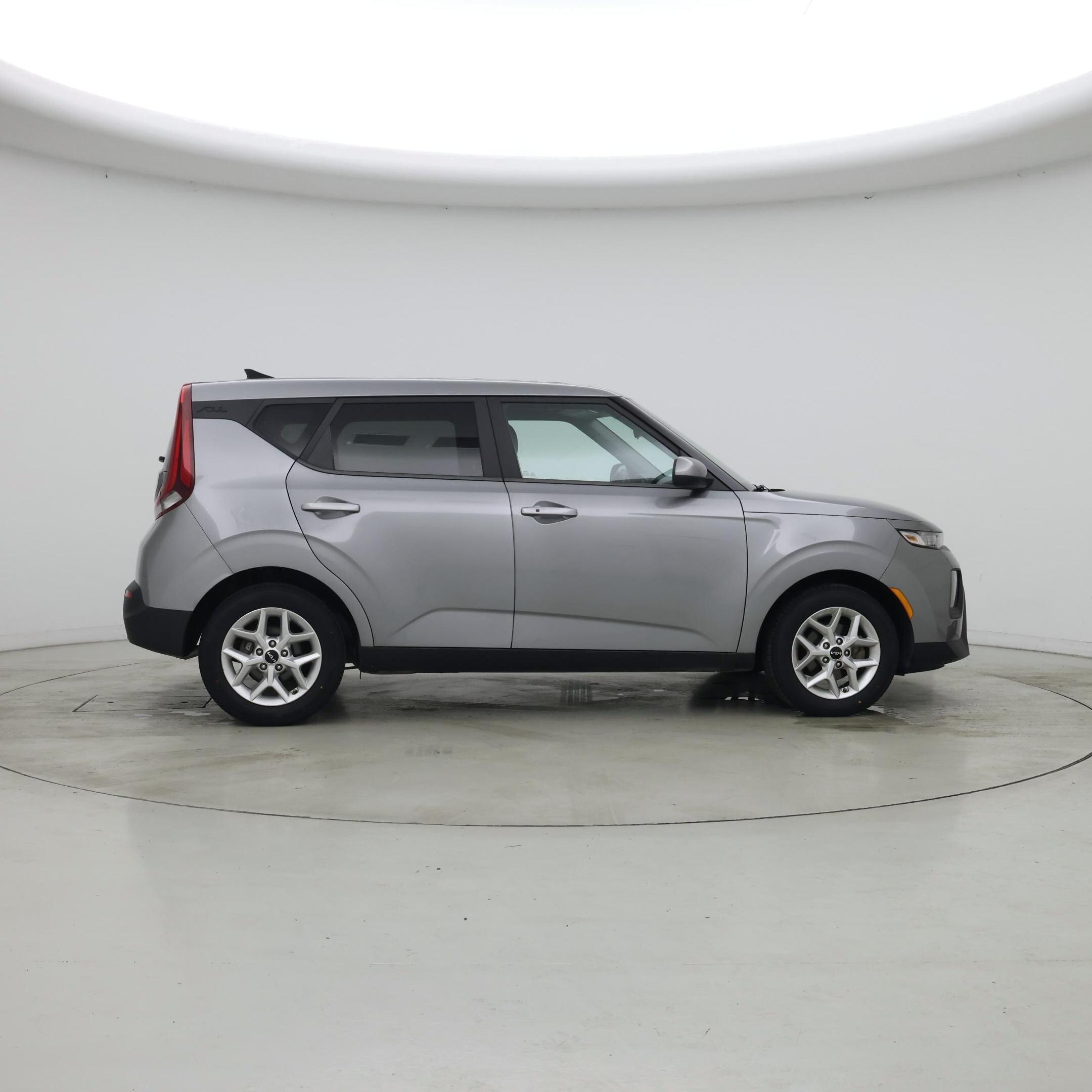 Thumbnail: 2022 Kia Soul - 7