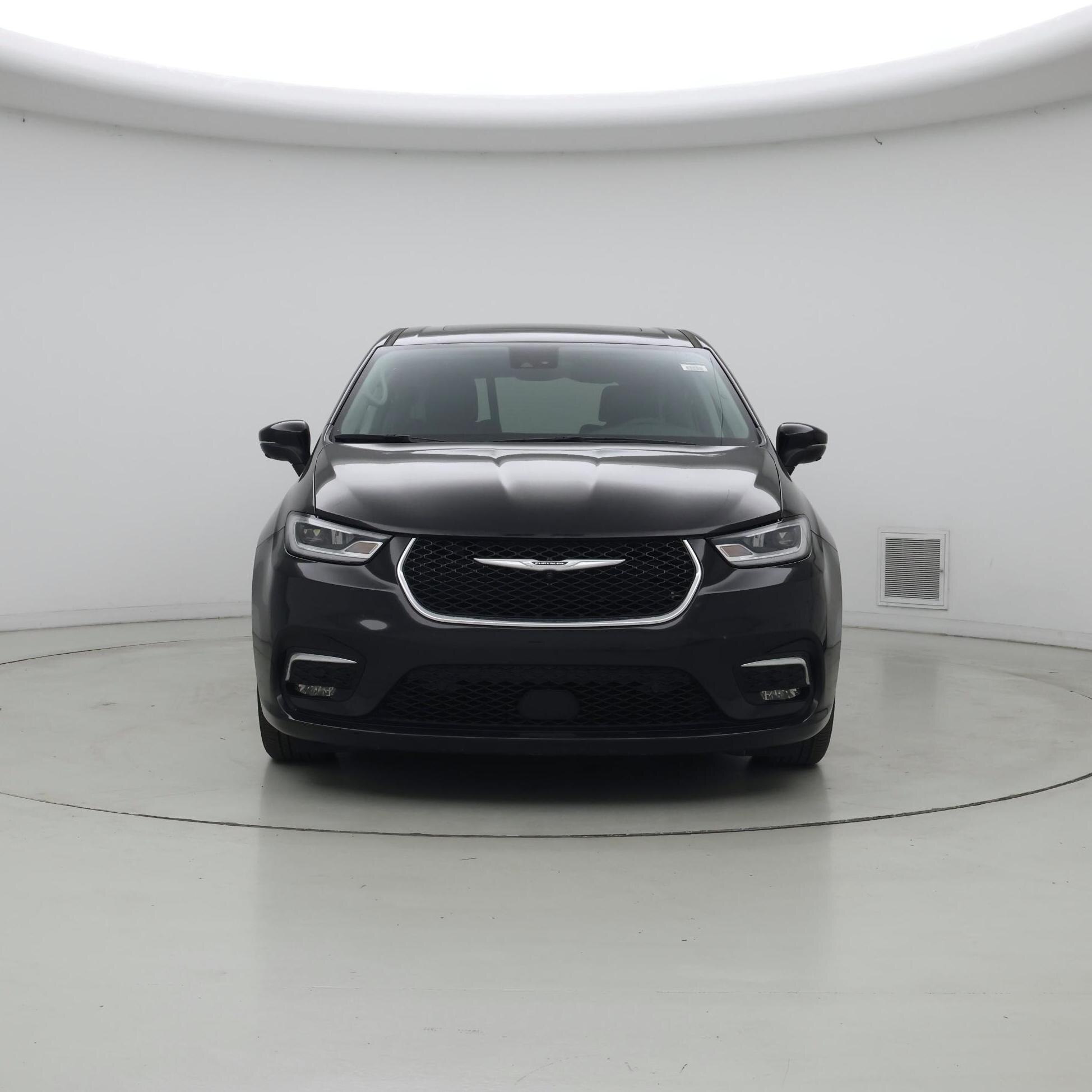 Thumbnail: 2023 Chrysler Pacifica - 5