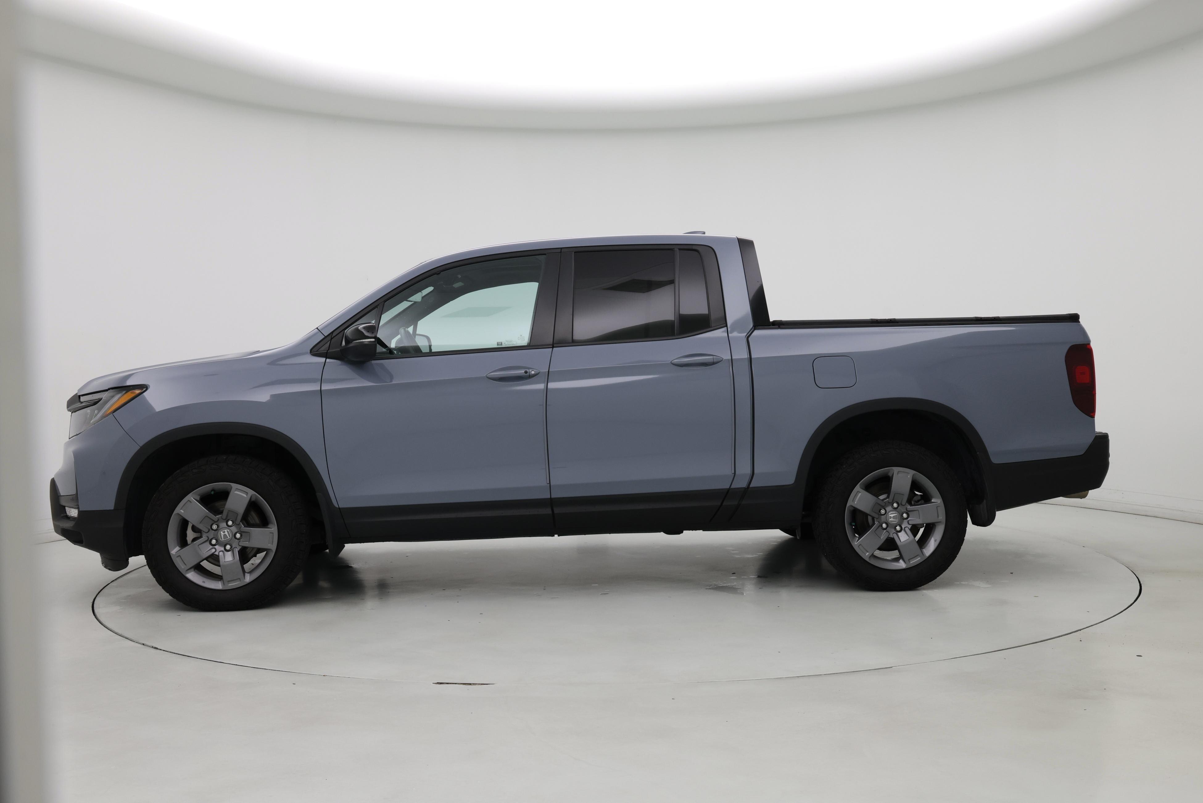 Thumbnail: 2025 Honda Ridgeline - 3