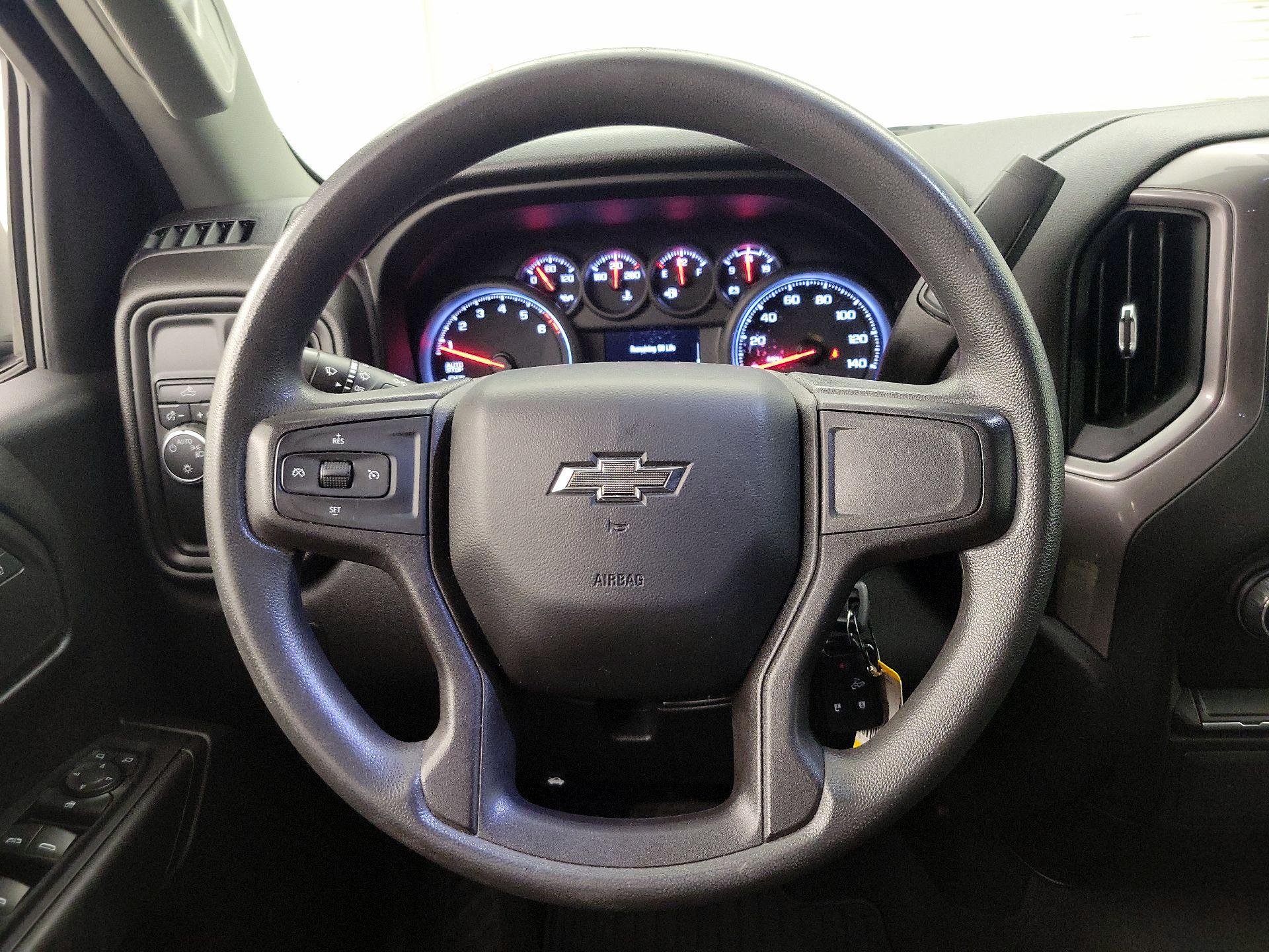 Thumbnail: 2021 Chevrolet Silverado 1500 - 10