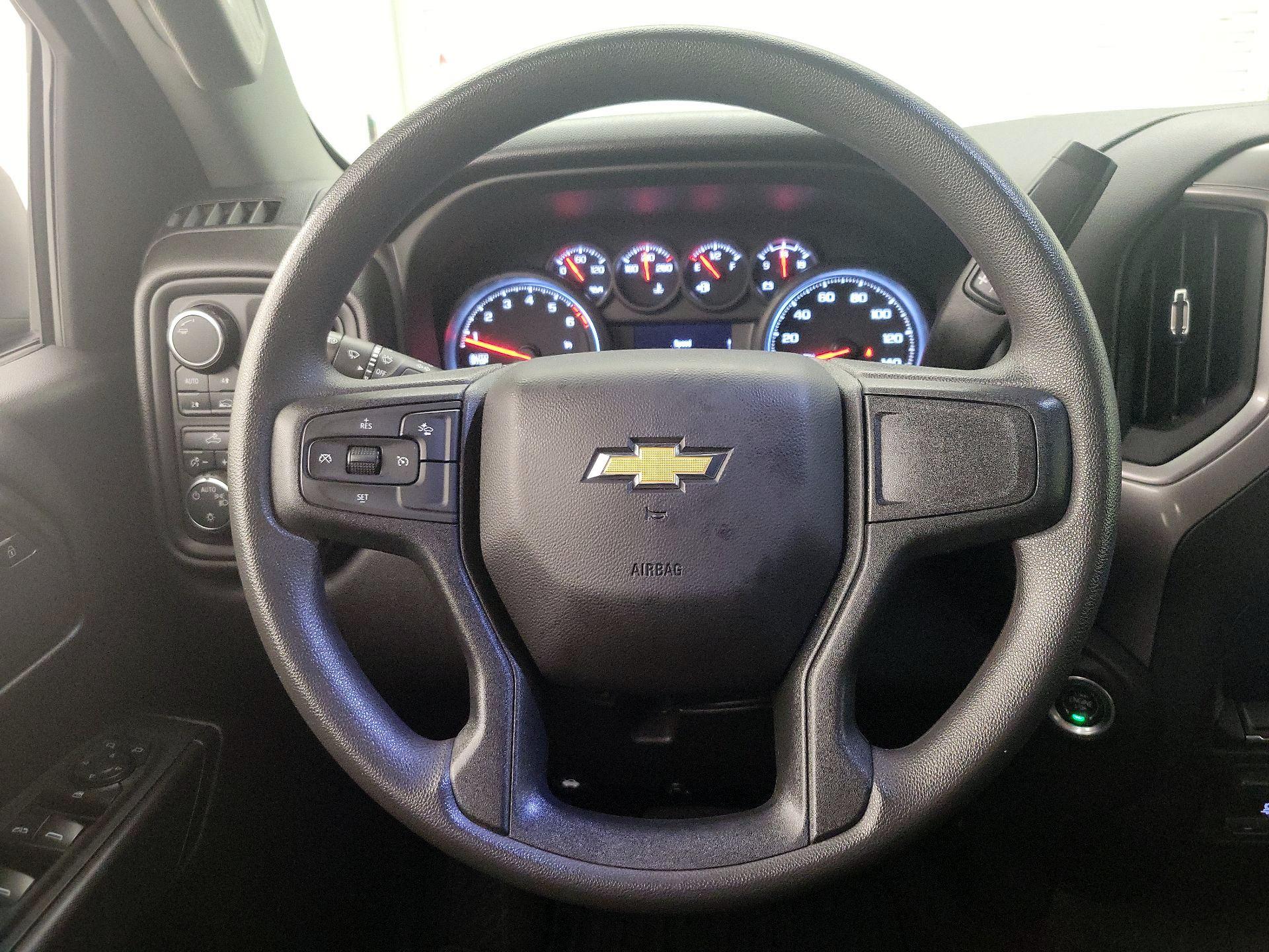 Thumbnail: 2024 Chevrolet Silverado 1500 - 10