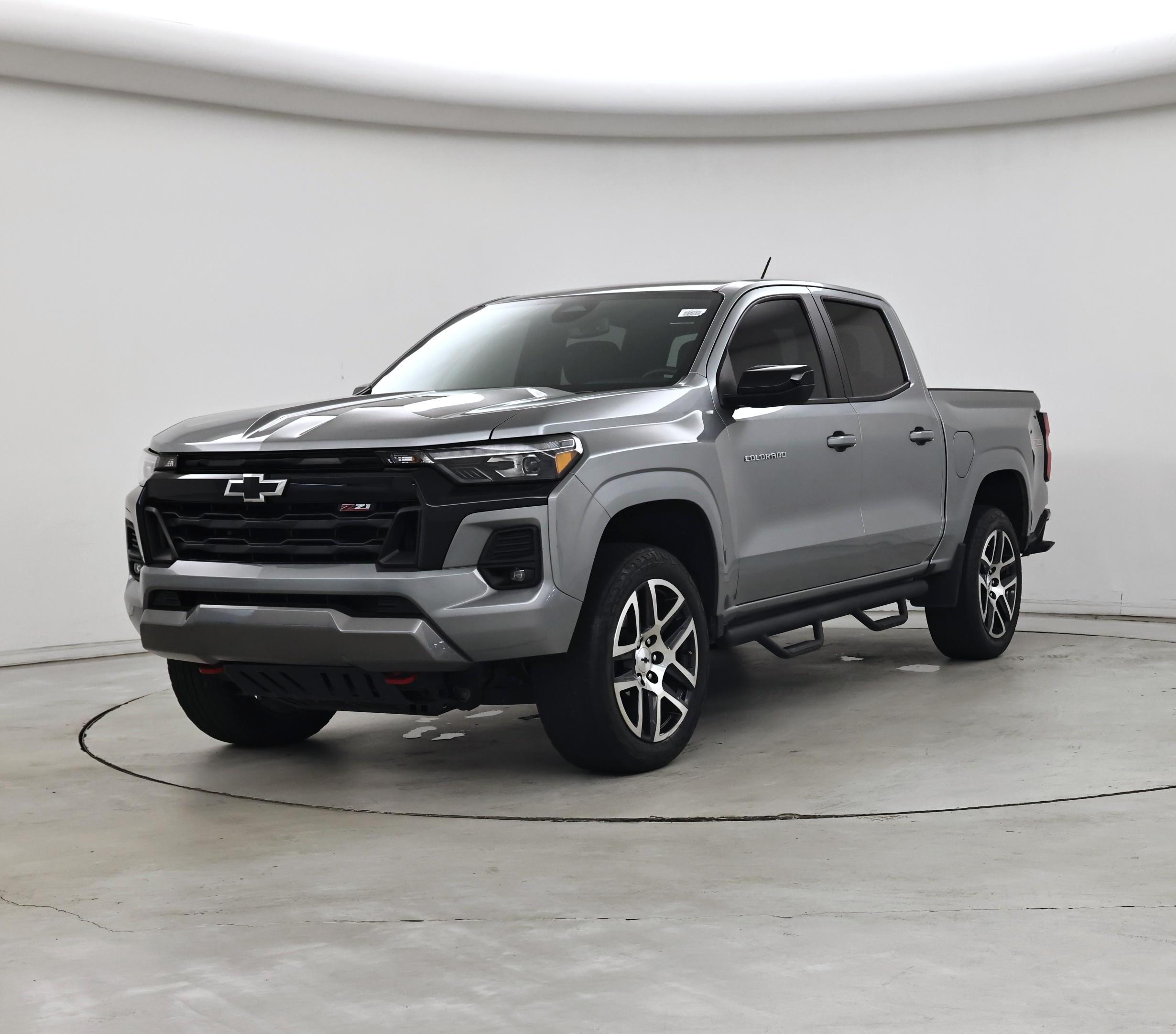 Thumbnail: 2023 Chevrolet Colorado - 4