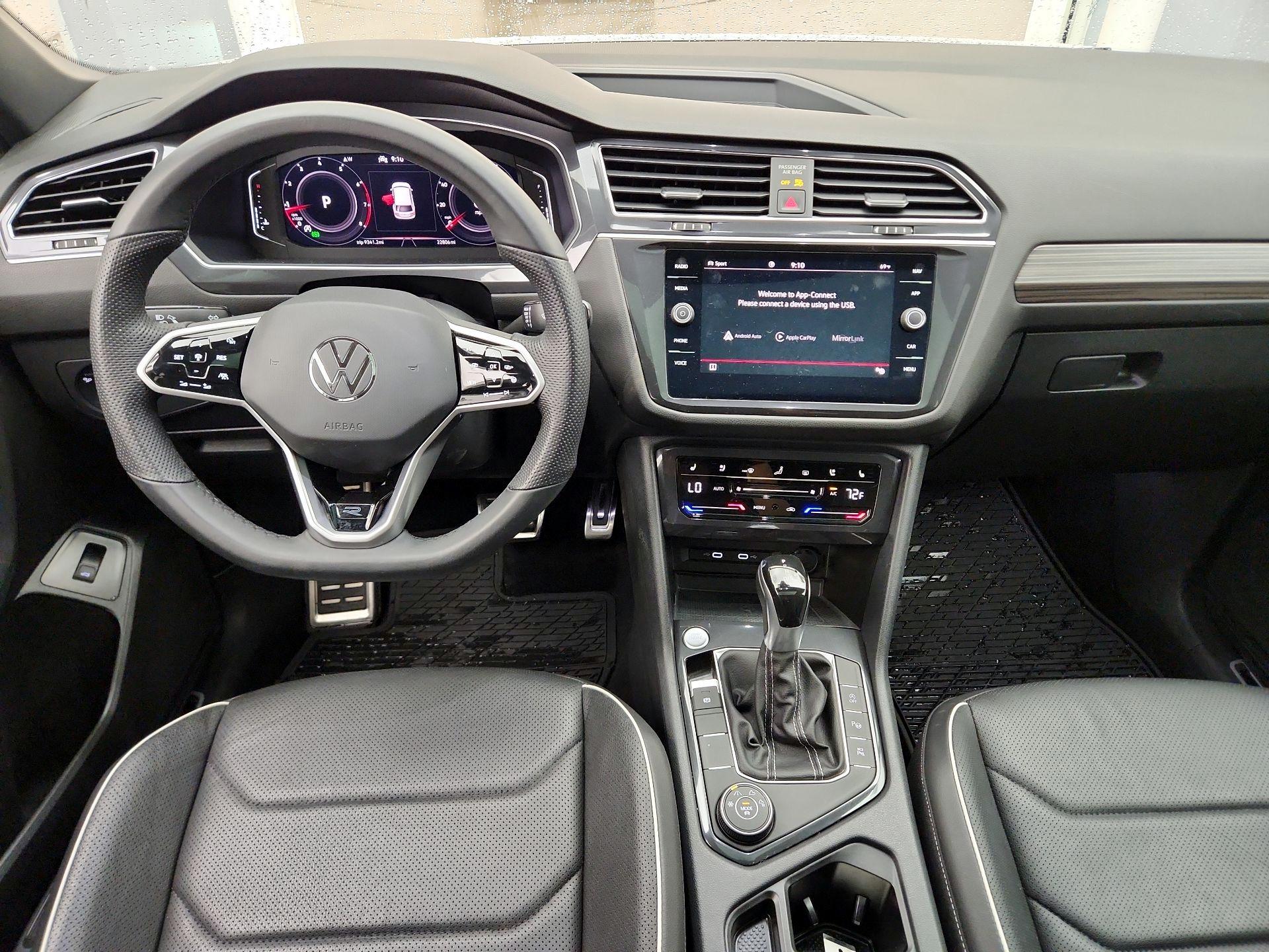 Thumbnail: 2022 Volkswagen Tiguan - 9