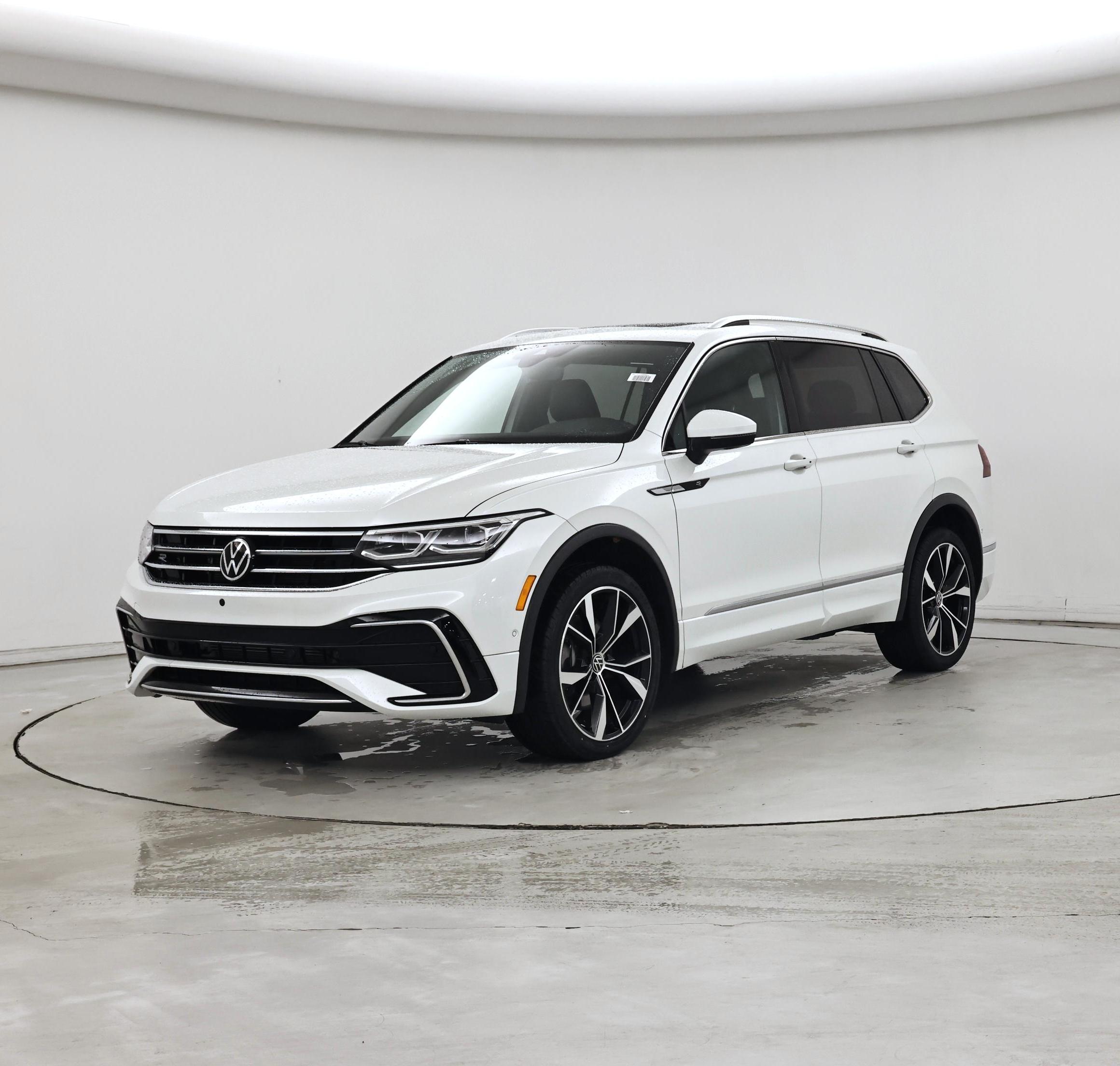Thumbnail: 2022 Volkswagen Tiguan - 4