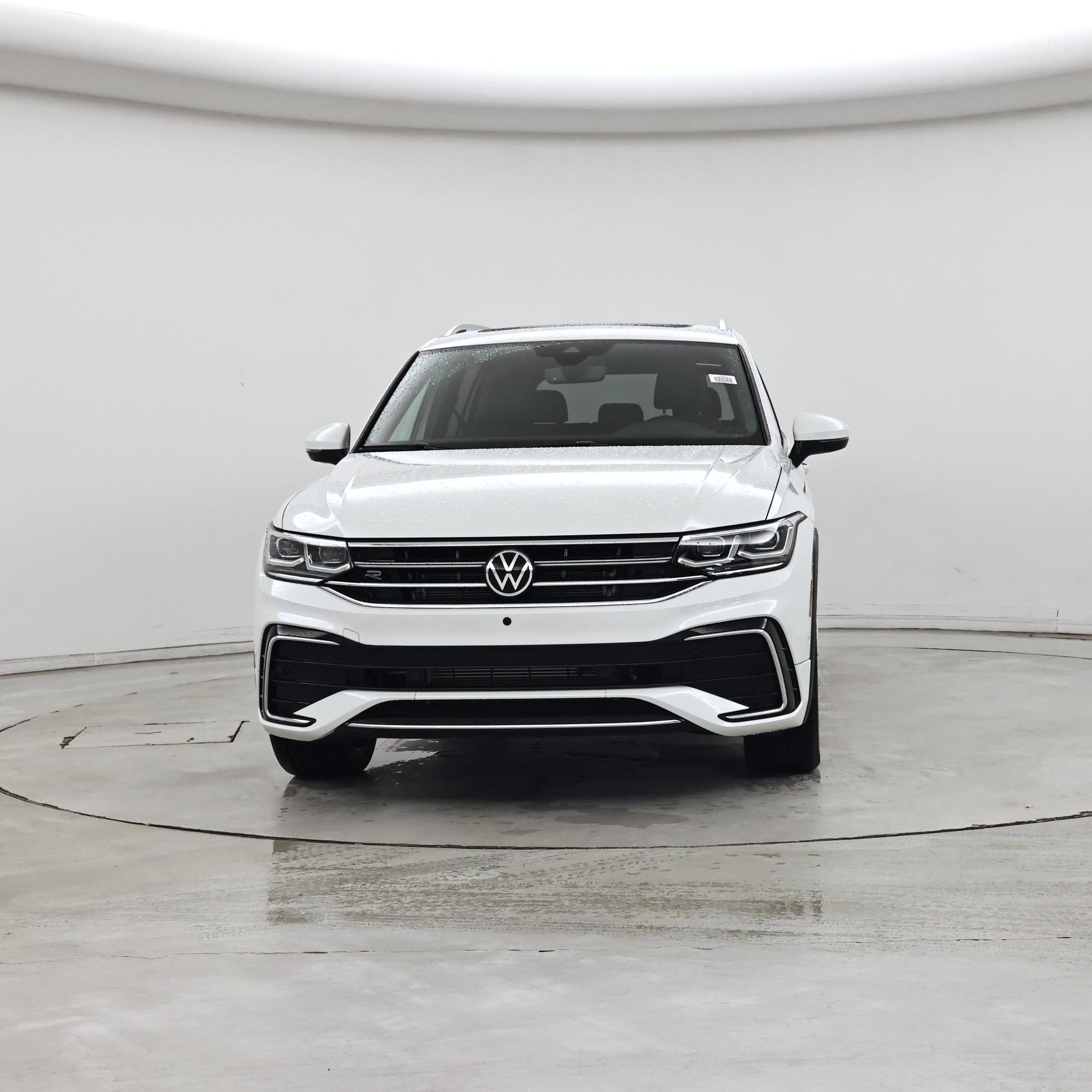 Thumbnail: 2022 Volkswagen Tiguan - 5