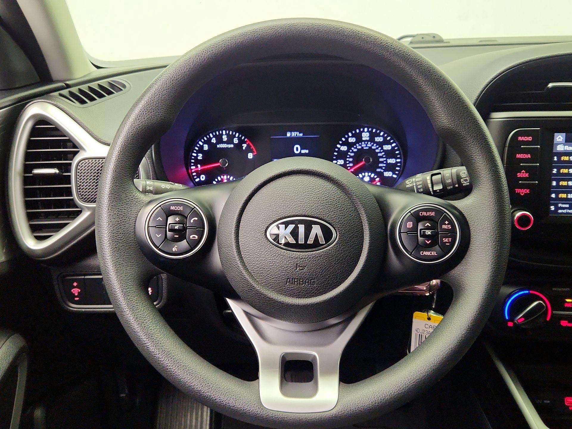 Thumbnail: 2020 Kia Soul - 10