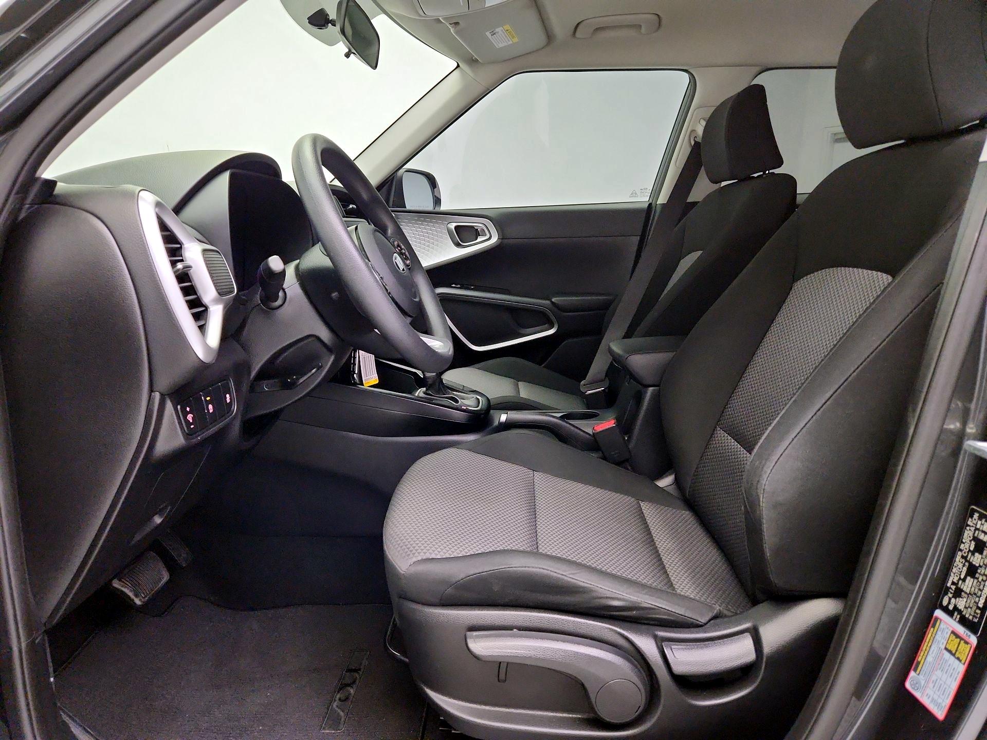Thumbnail: 2020 Kia Soul - 11