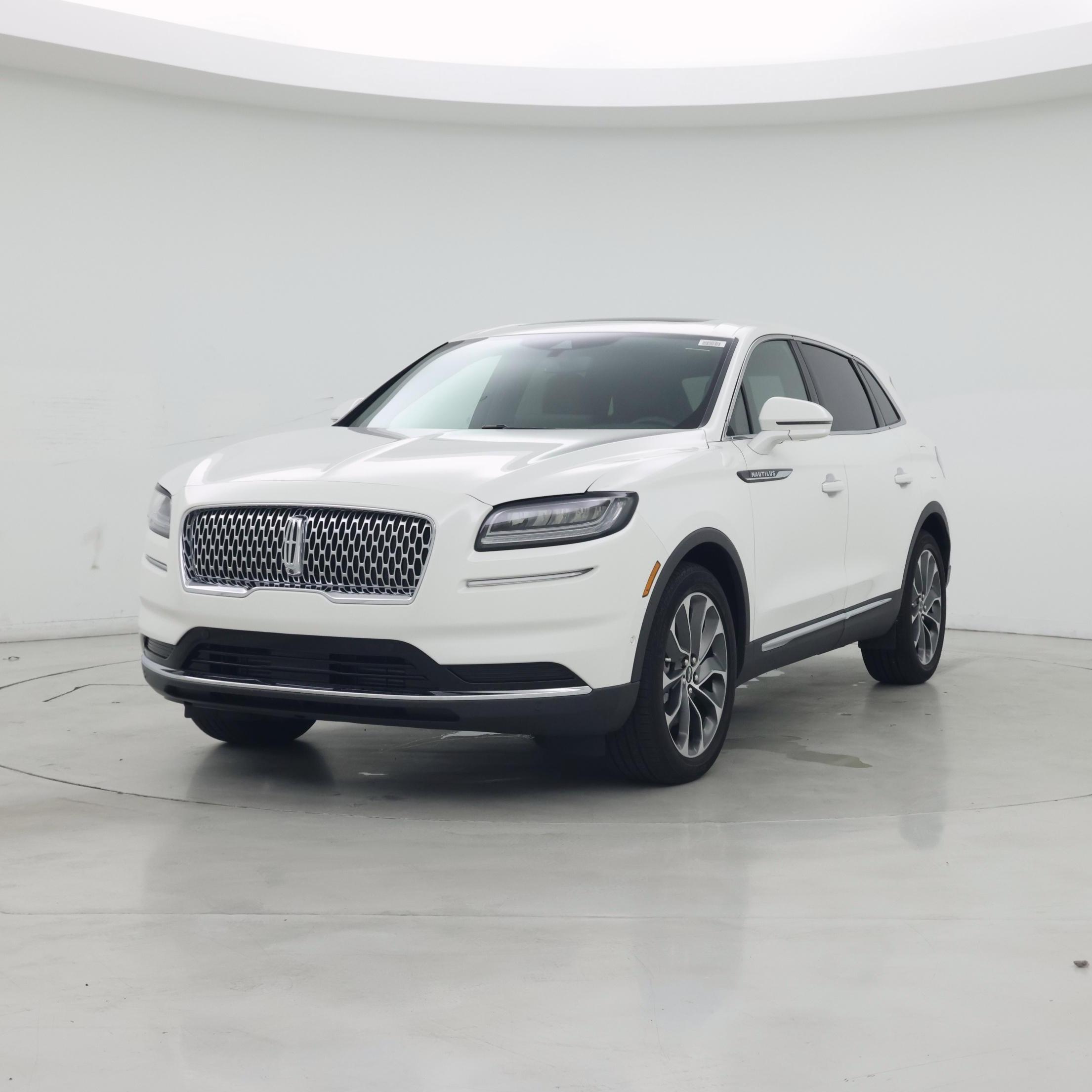 Thumbnail: 2023 Lincoln Nautilus - 4