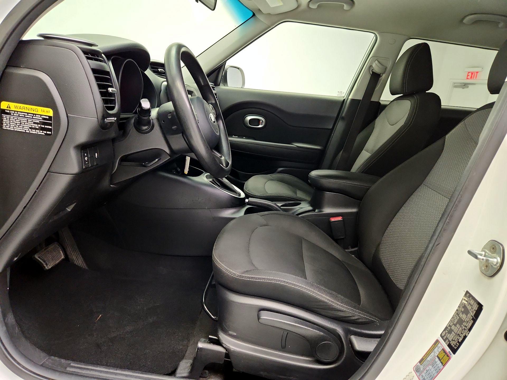 Thumbnail: 2018 Kia Soul - 11