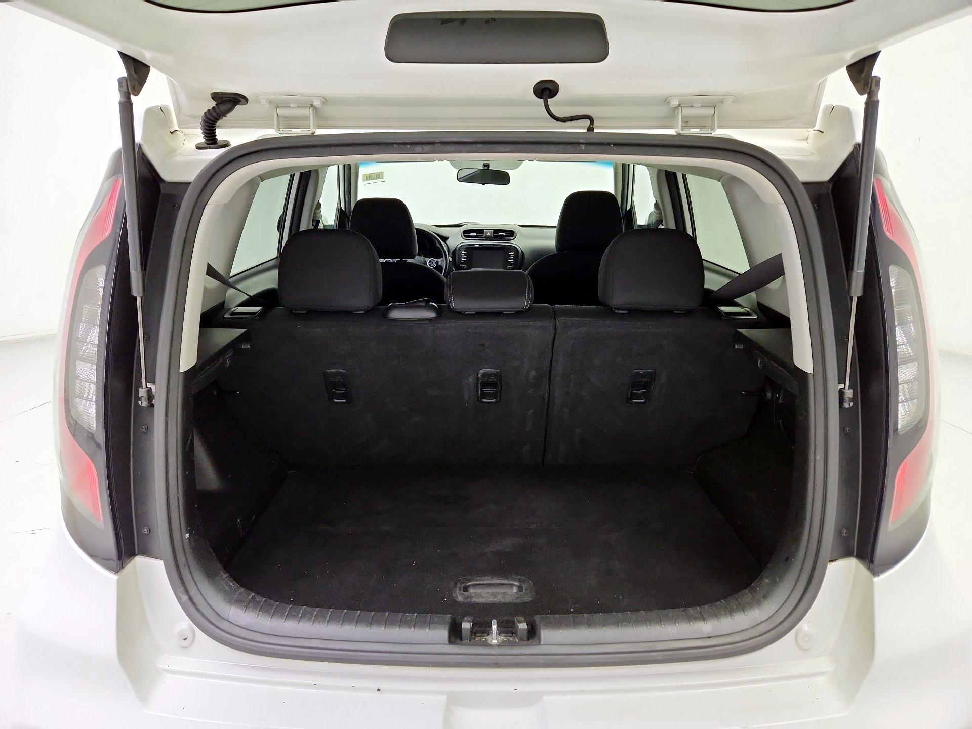 Thumbnail: 2018 Kia Soul - 20