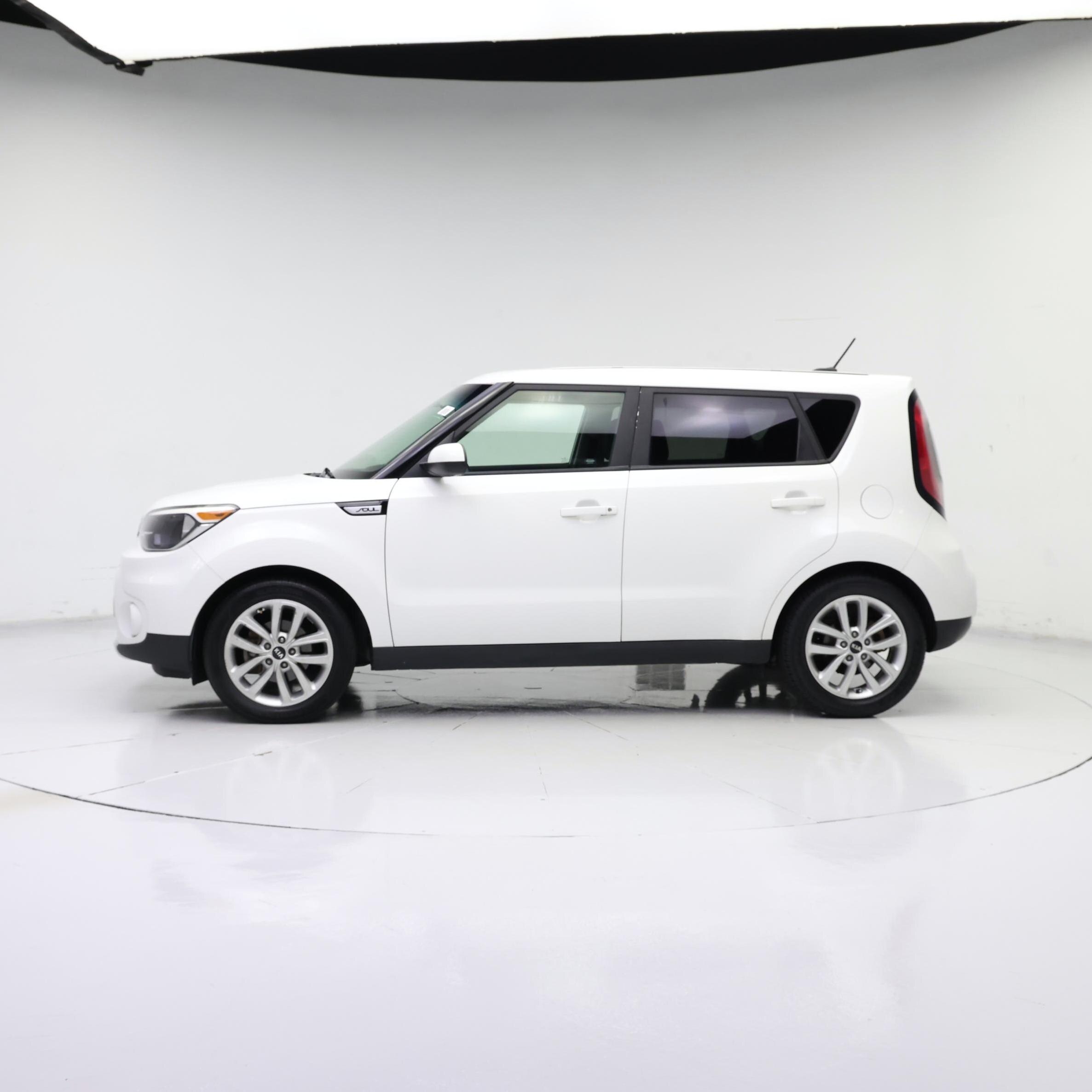 Thumbnail: 2018 Kia Soul - 3