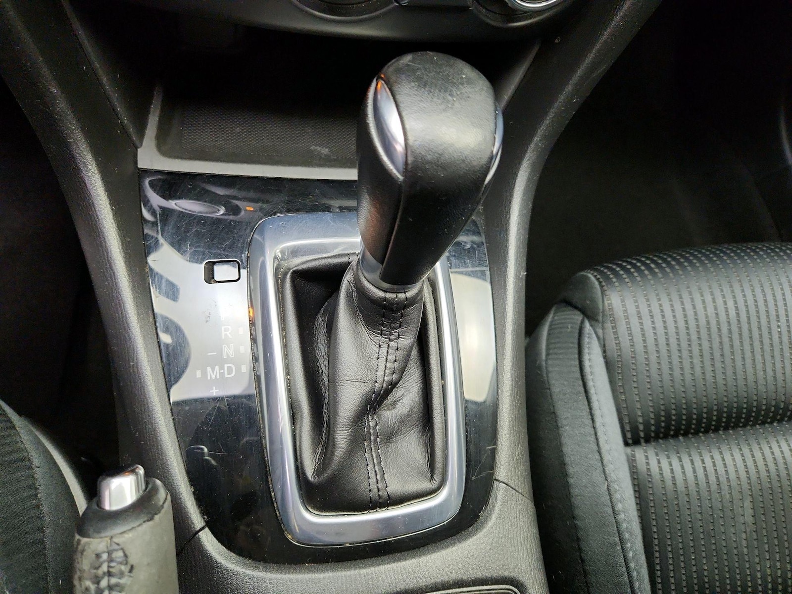 2015 Mazda MAZDA6 i Sport - Photo 18