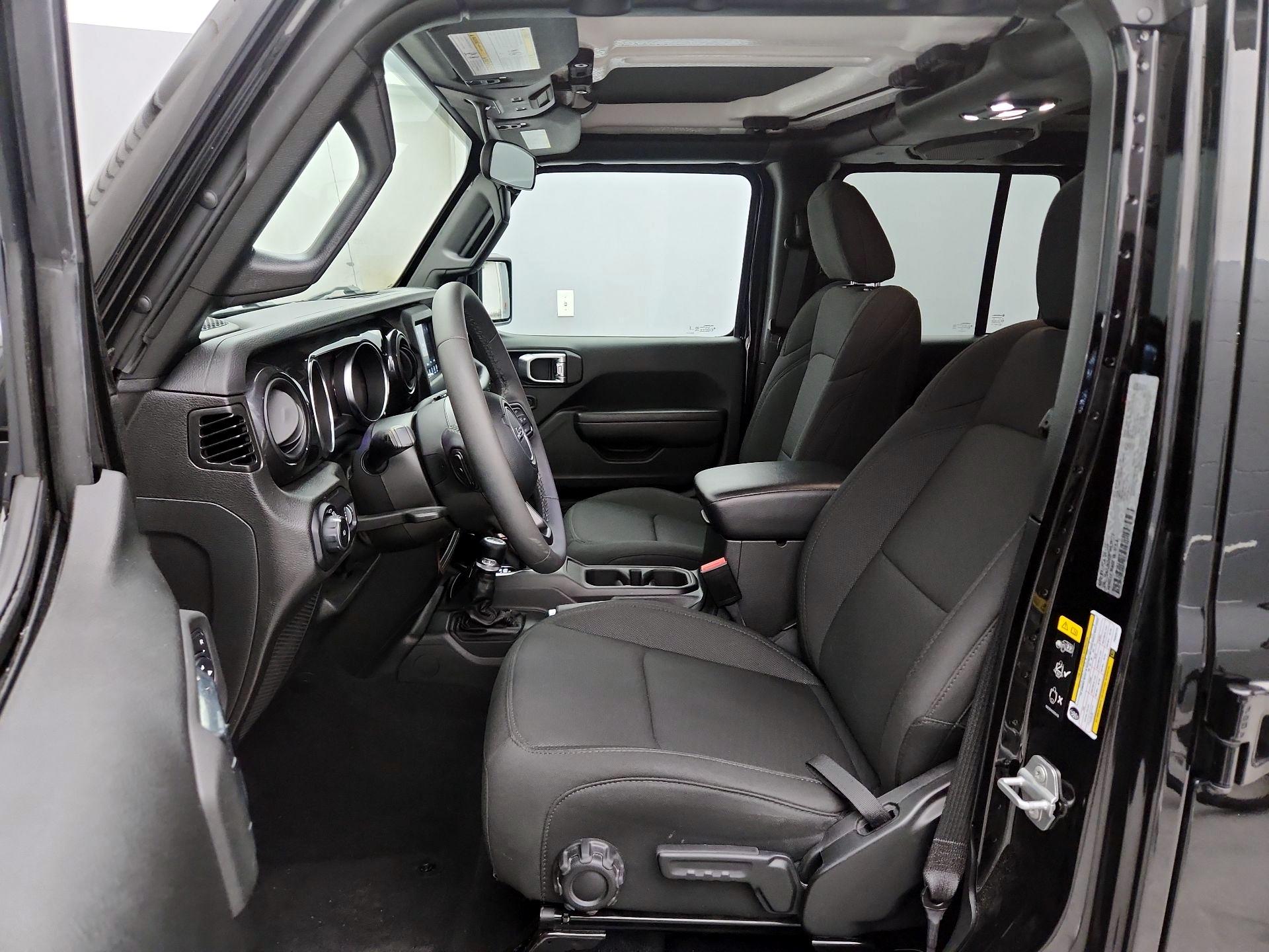 Thumbnail: 2023 Jeep Wrangler - 11