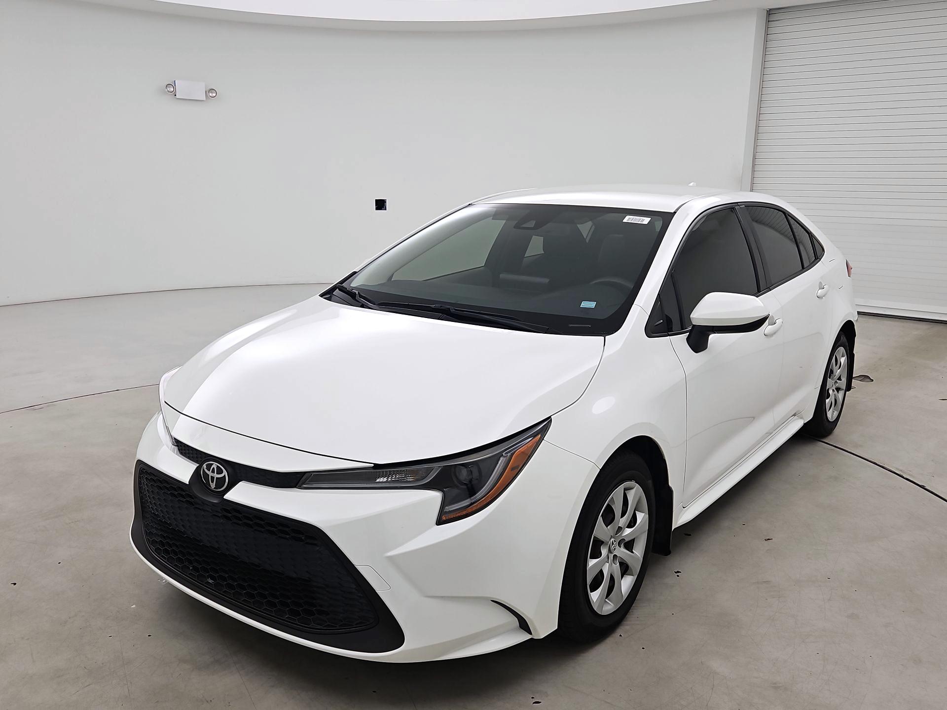 Thumbnail: 2022 Toyota Corolla - 3