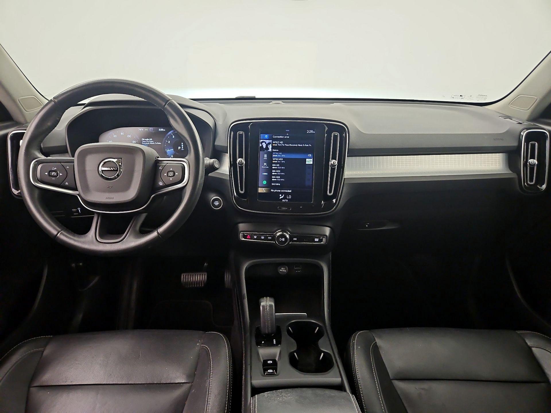 Thumbnail: 2020 Volvo XC40 - 8