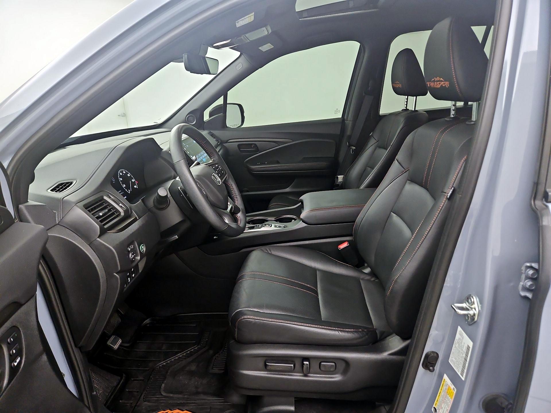 Thumbnail: 2025 Honda Ridgeline - 9