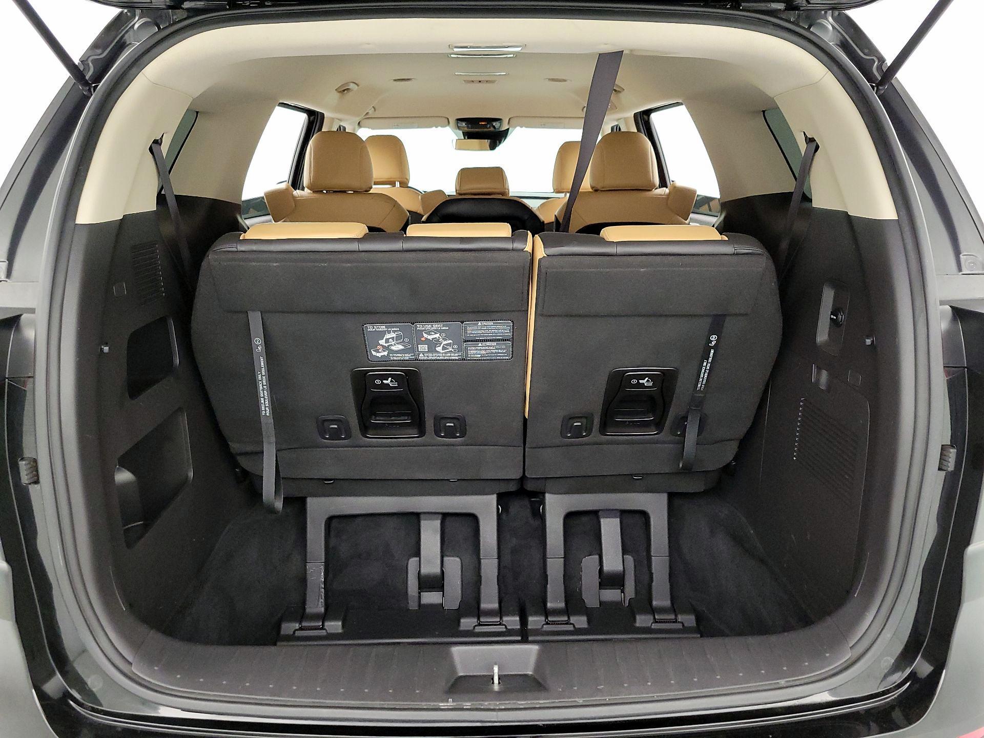 Thumbnail: 2024 Kia Carnival - 20