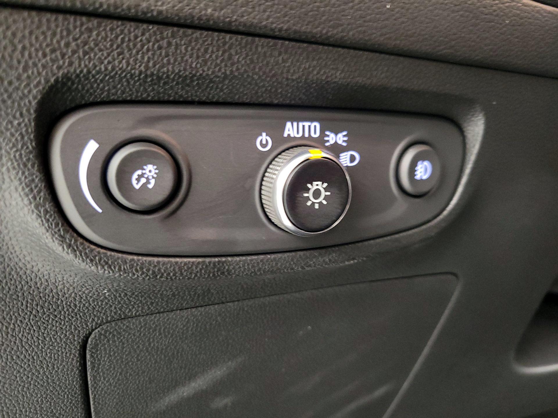 Thumbnail: 2023 Buick Encore GX - 13