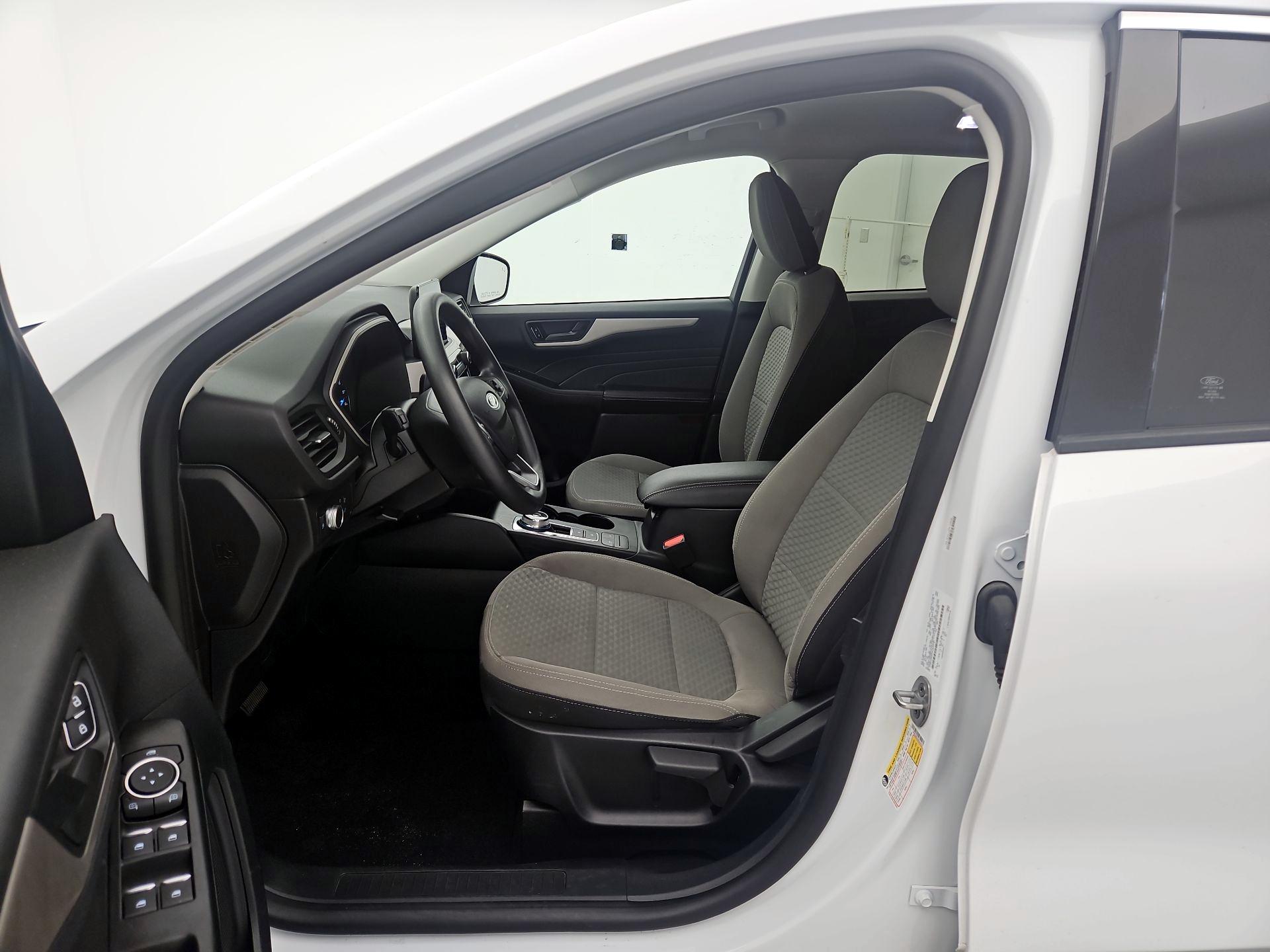 Thumbnail: 2022 Ford Escape - 11