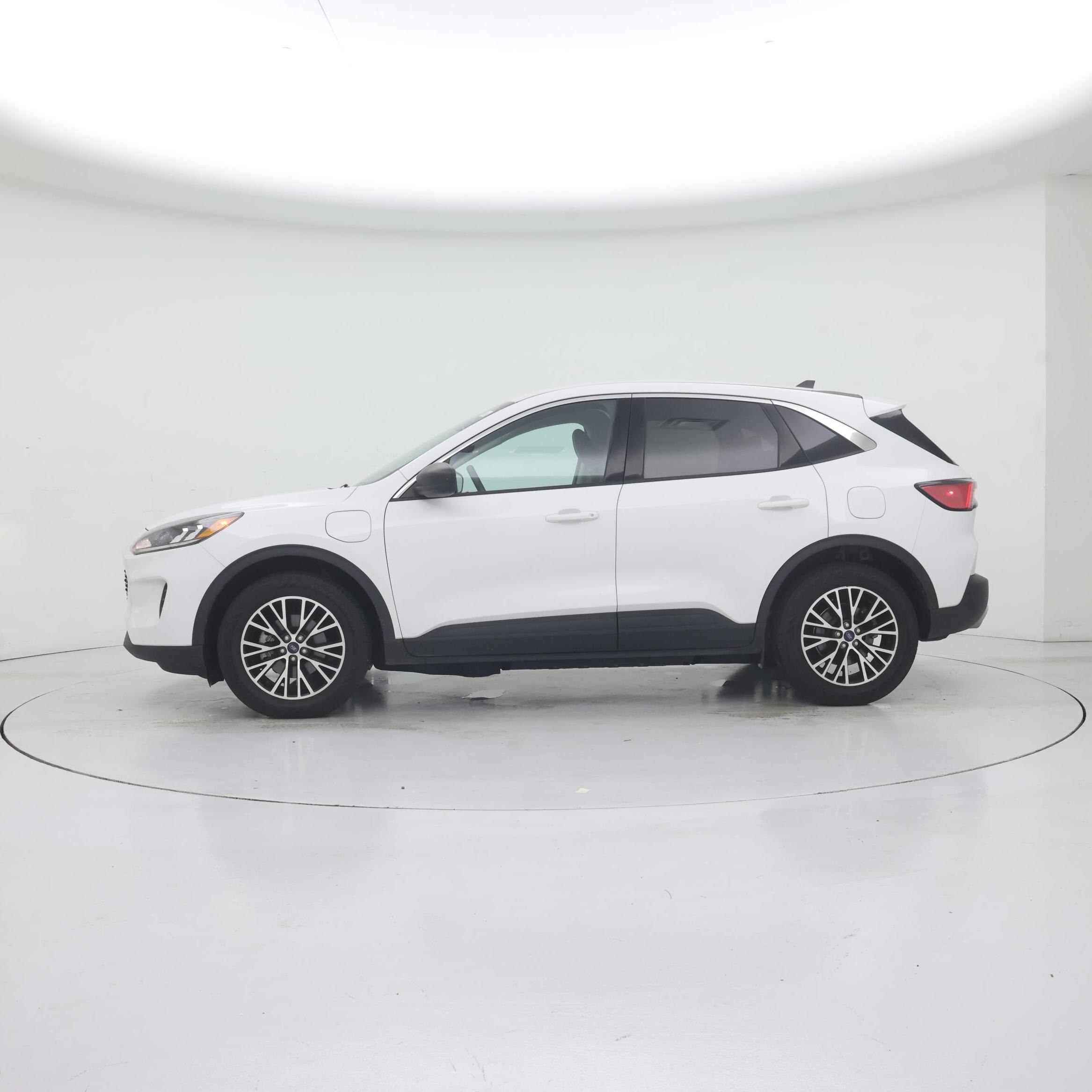 Thumbnail: 2022 Ford Escape - 3