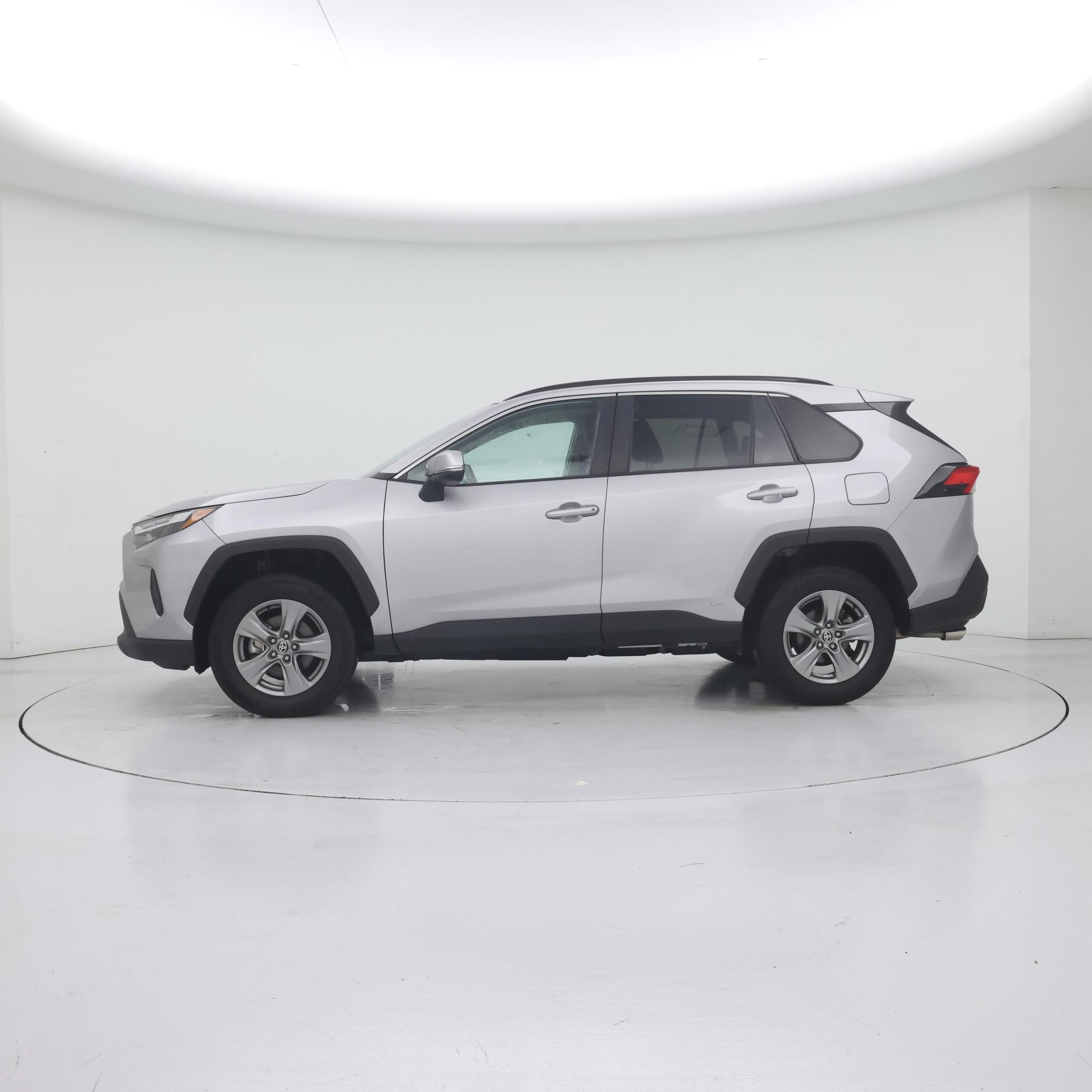 Thumbnail: 2024 Toyota RAV4 - 3