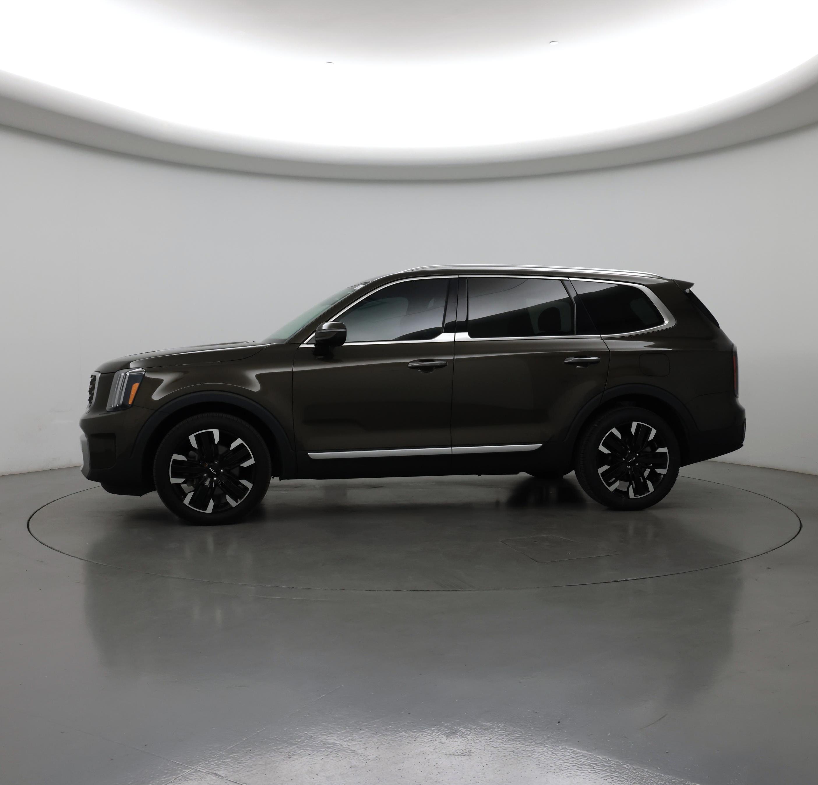 Thumbnail: 2023 Kia Telluride - 3