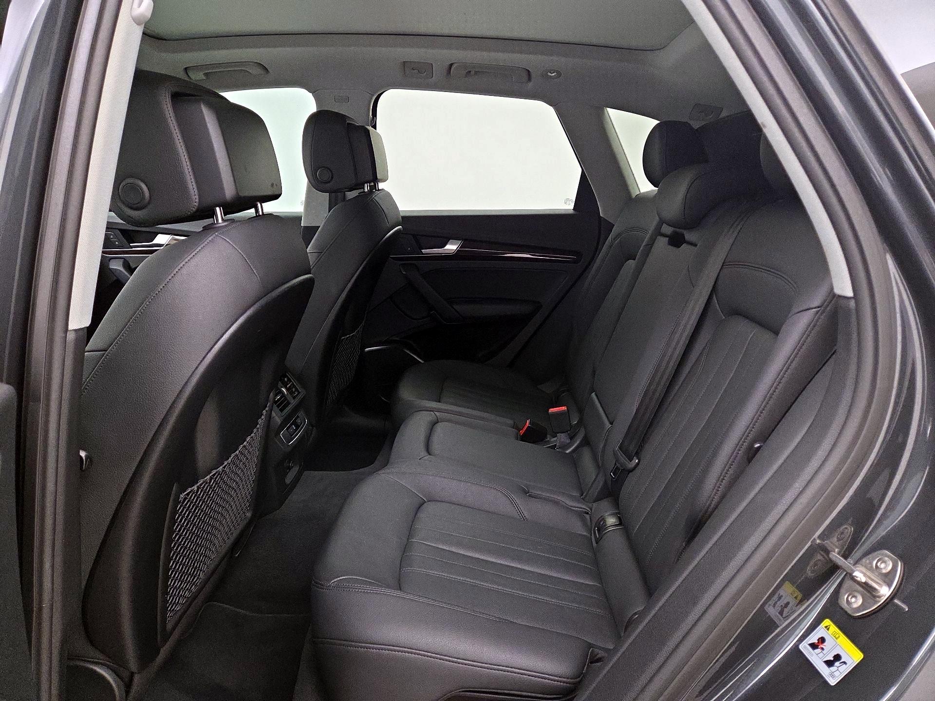 Thumbnail: 2020 Audi Q5 - 19