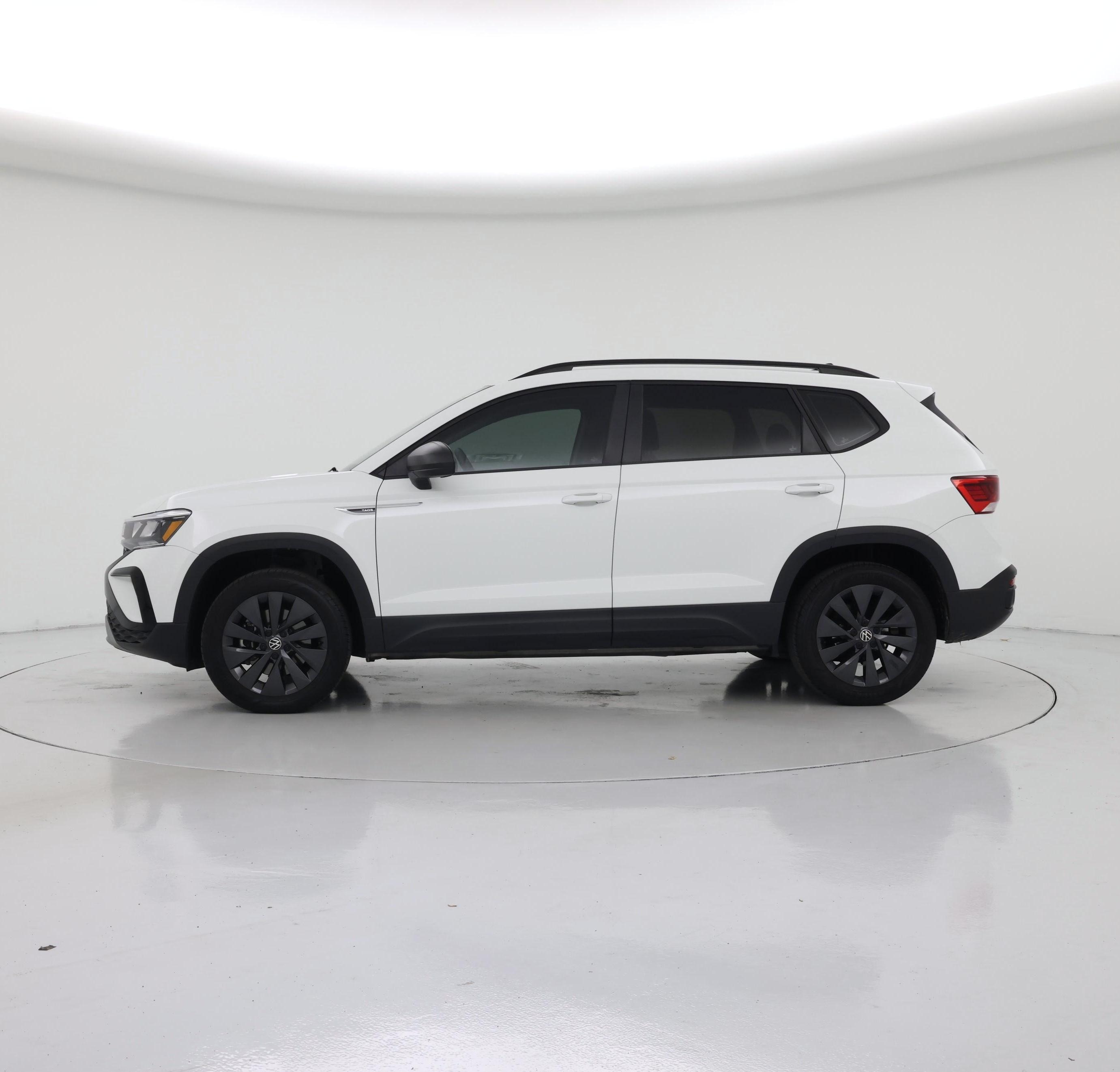 Thumbnail: 2024 Volkswagen Taos - 3
